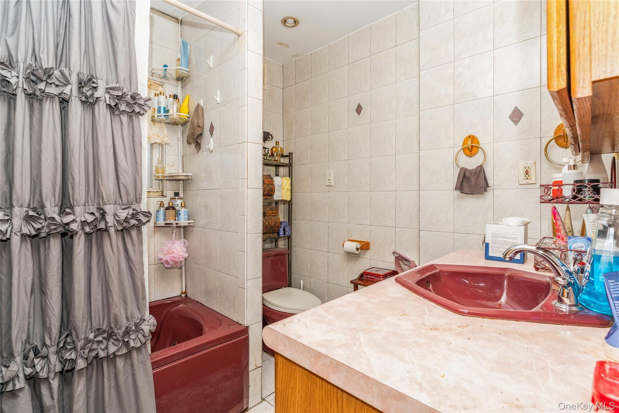 #17 photo, 182-26 143rd Avenue, Springfield Gardens , NY 11413