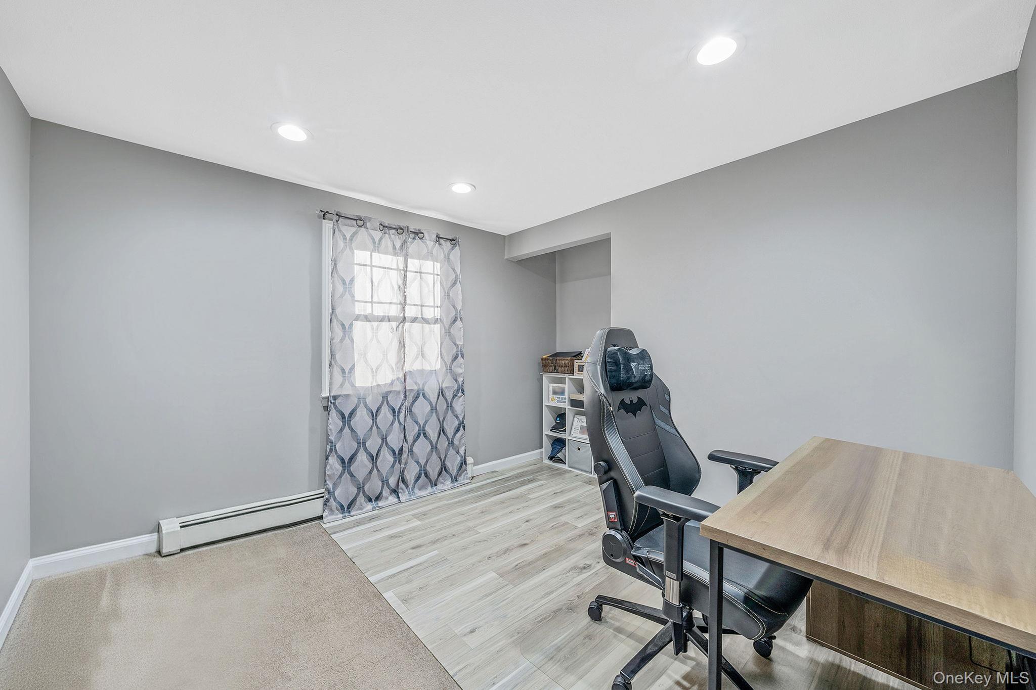 #18 photo, 9 Allegheny Drive, Саффолк ‖ Farmingville , NY 11738