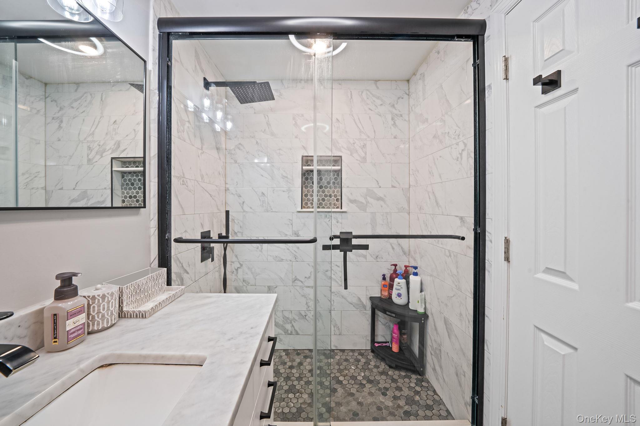 #20 photo, 9 Allegheny Drive, Саффолк ‖ Farmingville , NY 11738