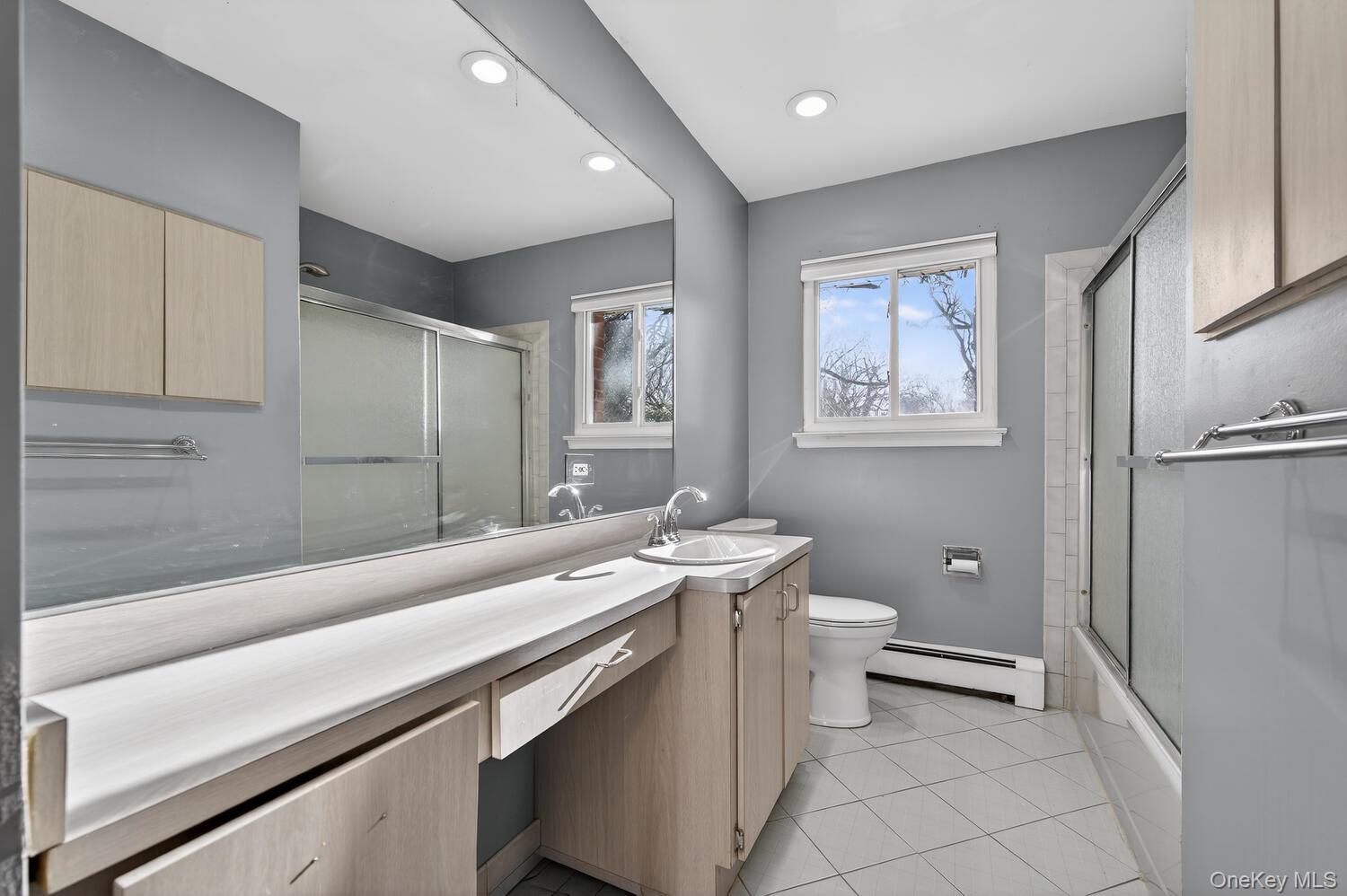 #10 photo, 8 Stern Court, Huntington Station , NY 11746