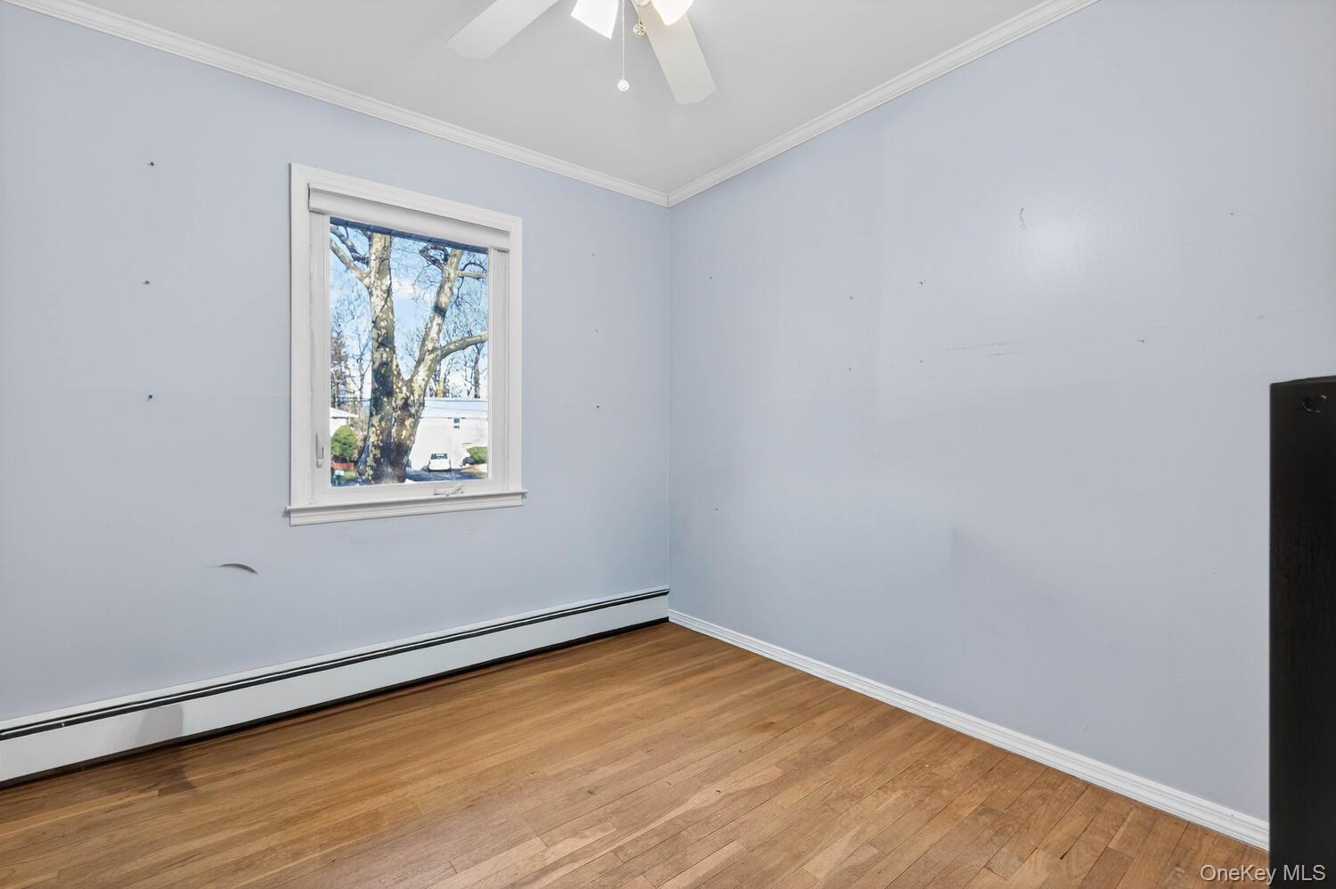 #11 photo, 8 Stern Court, Huntington Station , NY 11746