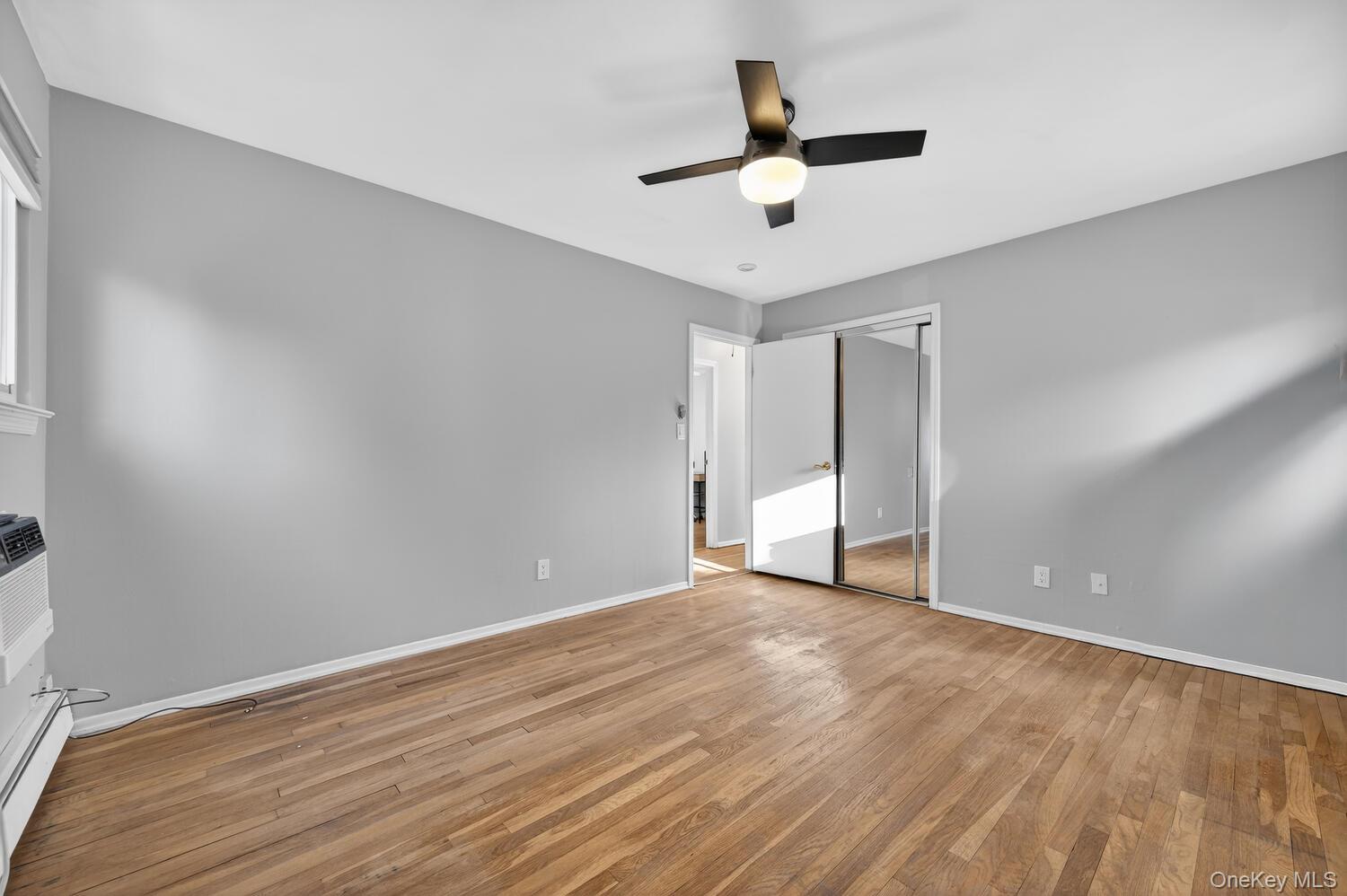 #9 photo, 8 Stern Court, Huntington Station , NY 11746