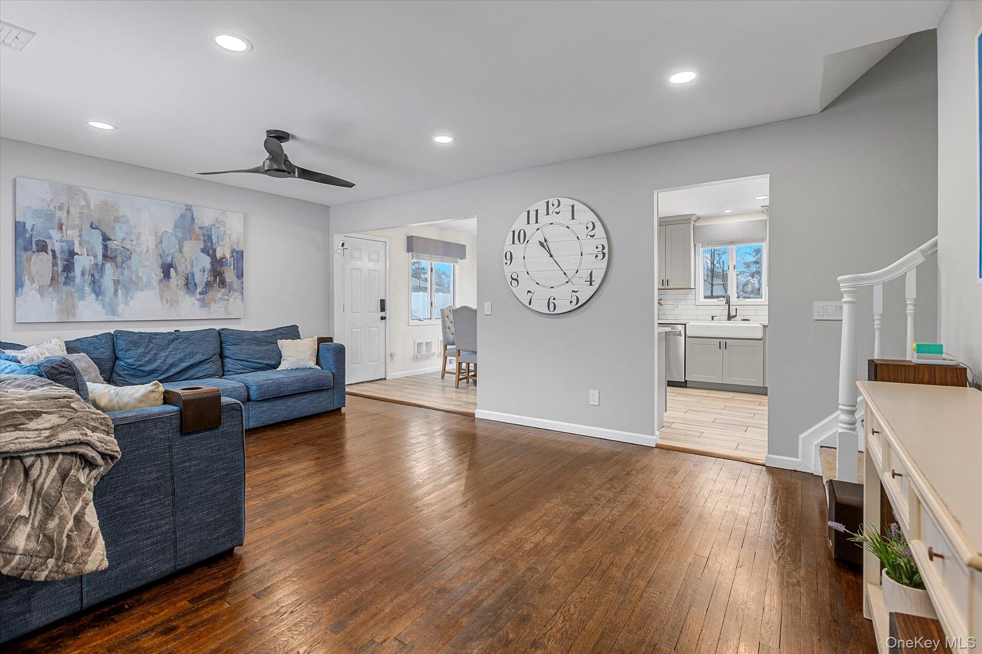 #6 photo, 10 Peachtree Lane, Huntington Station , NY 11746