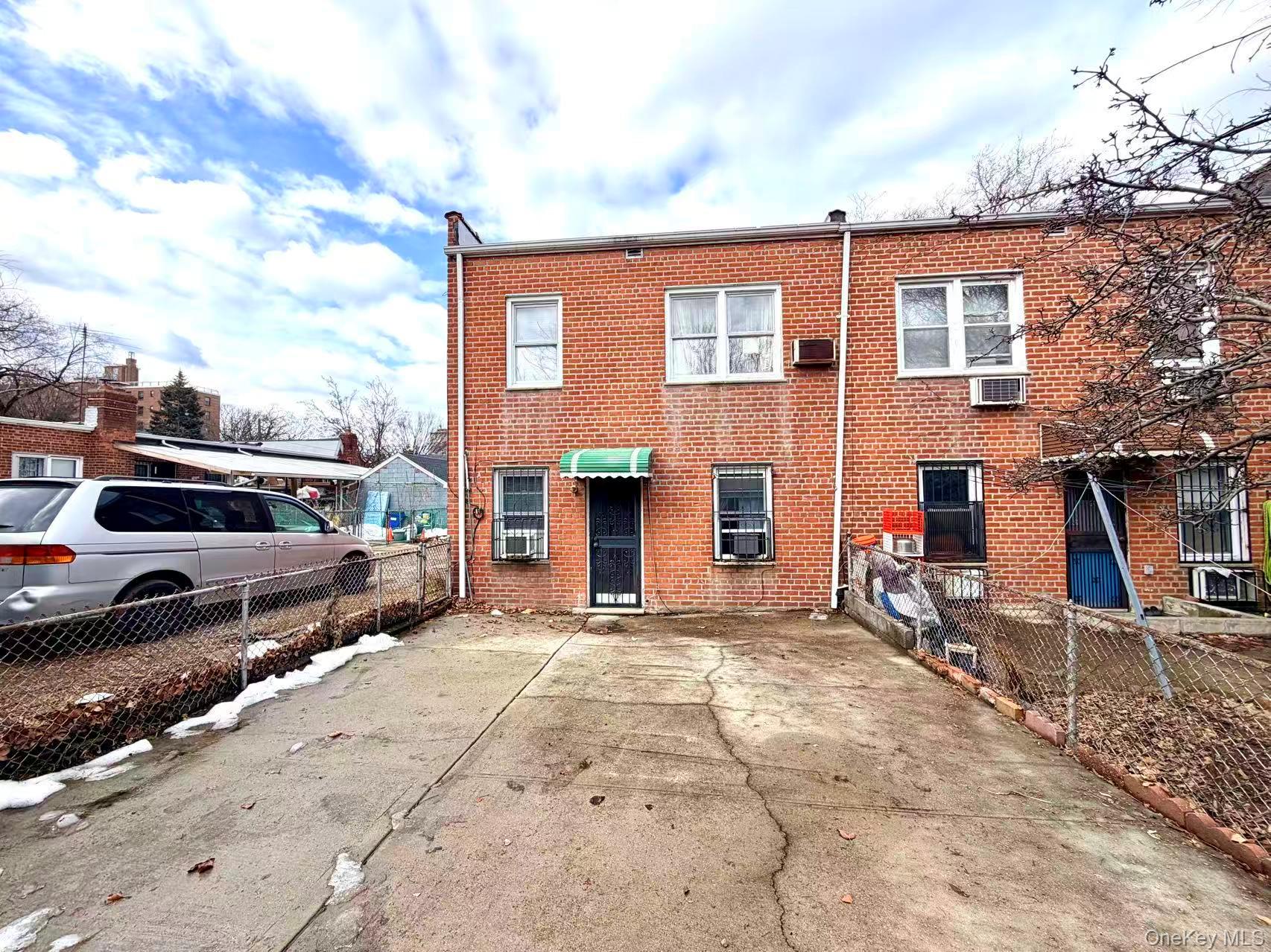 #8 photo, 6143 157th Street, Flushing , NY 11367