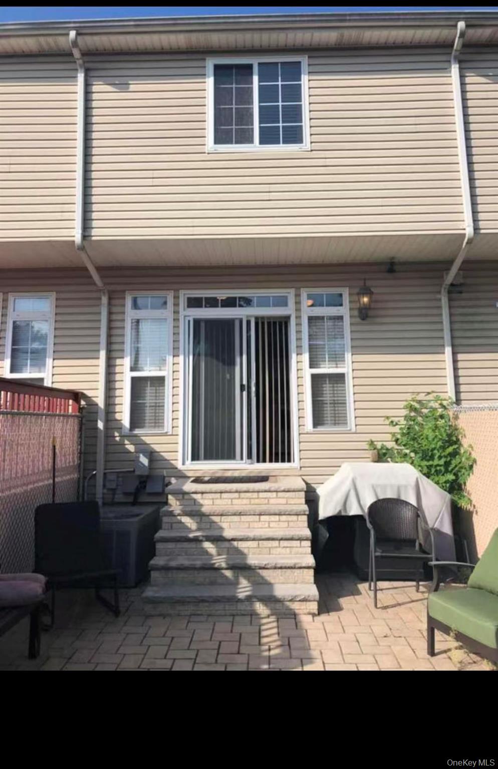 #15 photo, 24 Merrill Avenue, جزيرة ستاتن Staten Island , NY 10314