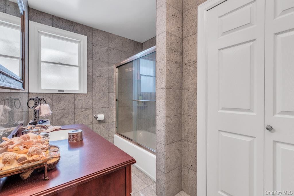 #12 photo, 4225 Stars Road, East Marion , NY 11939