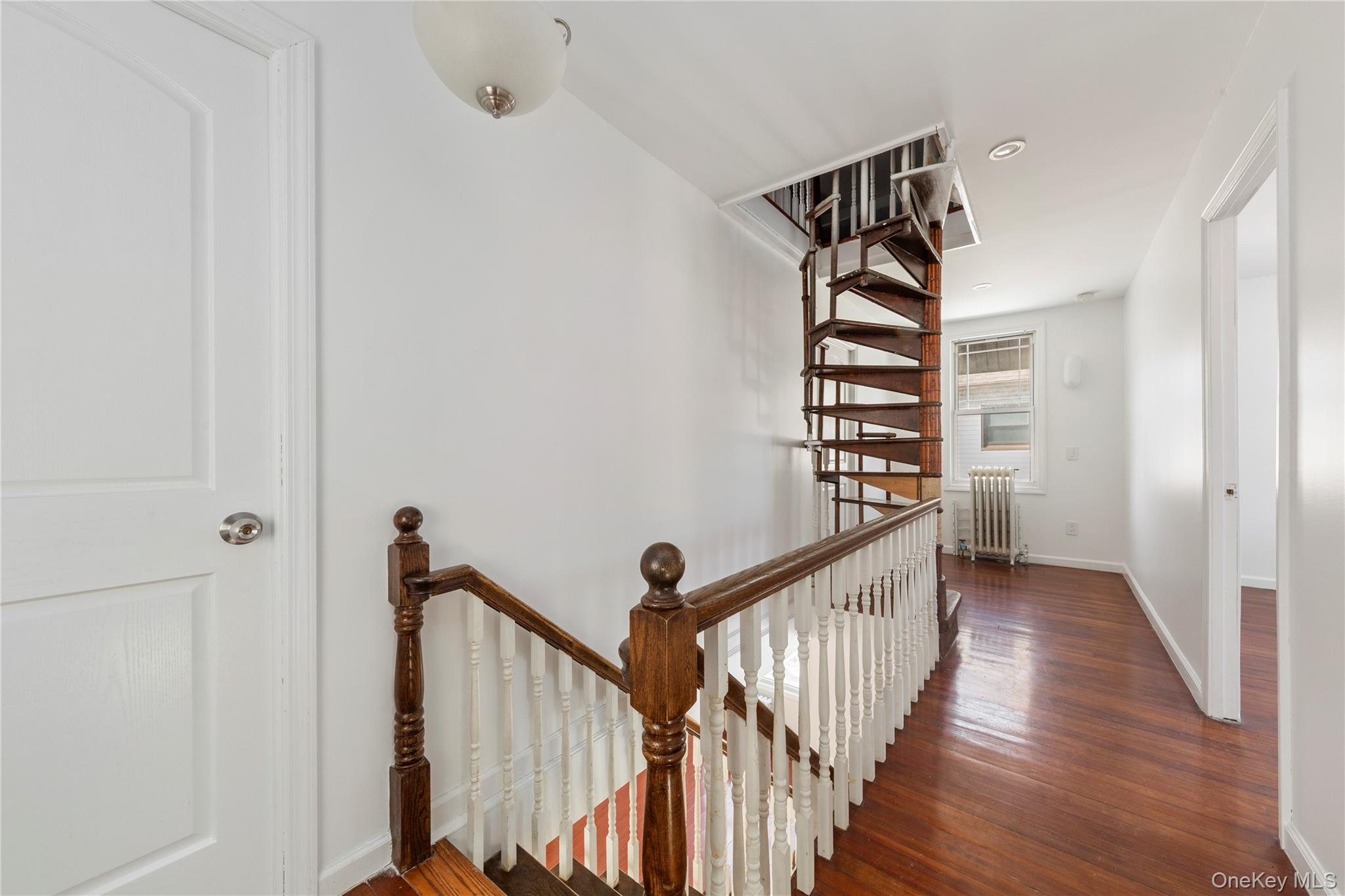 #12 photo, 154-09 35th Avenue, Flushing , NY 11354