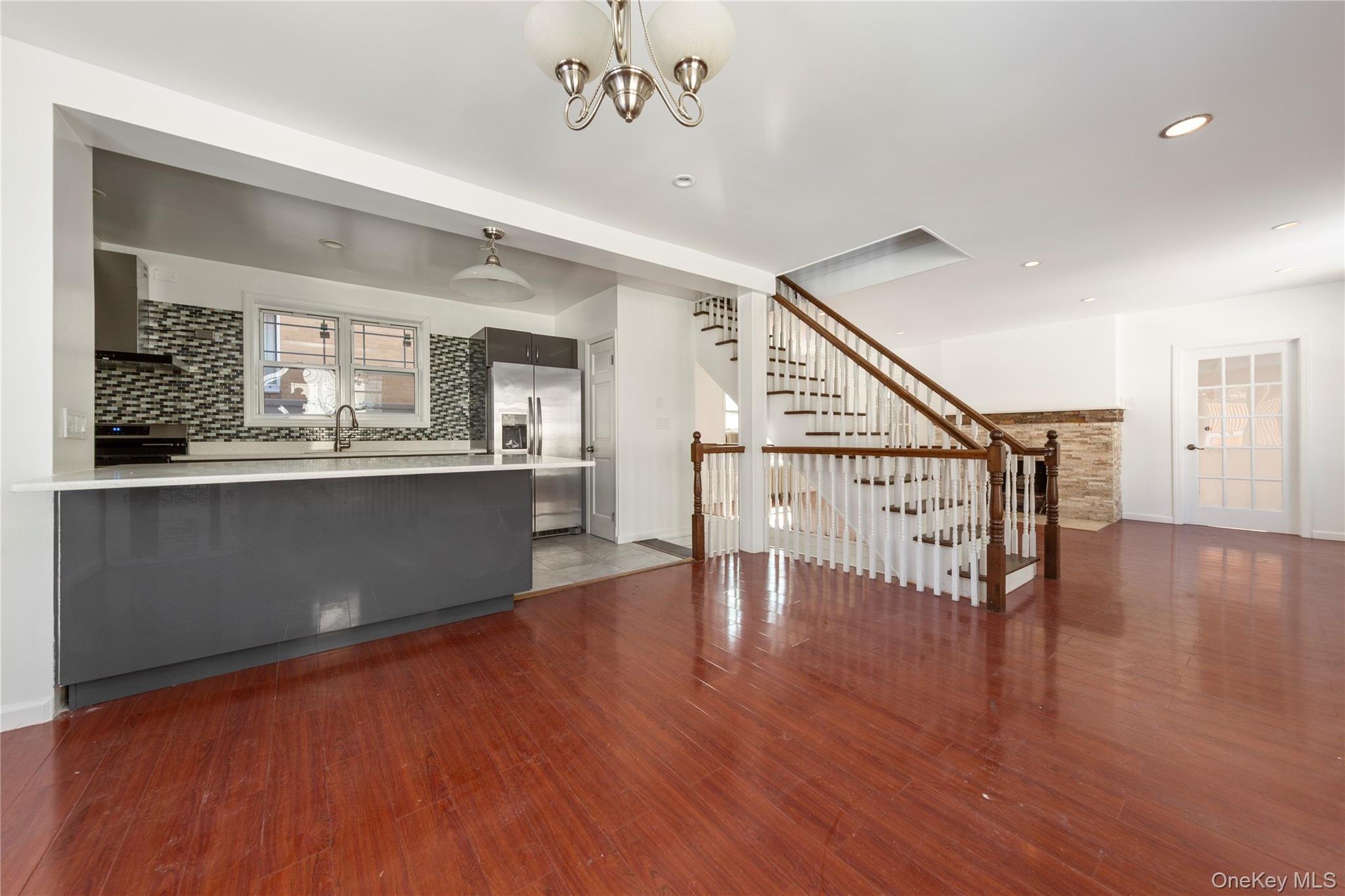 #4 photo, 154-09 35th Avenue, Flushing , NY 11354