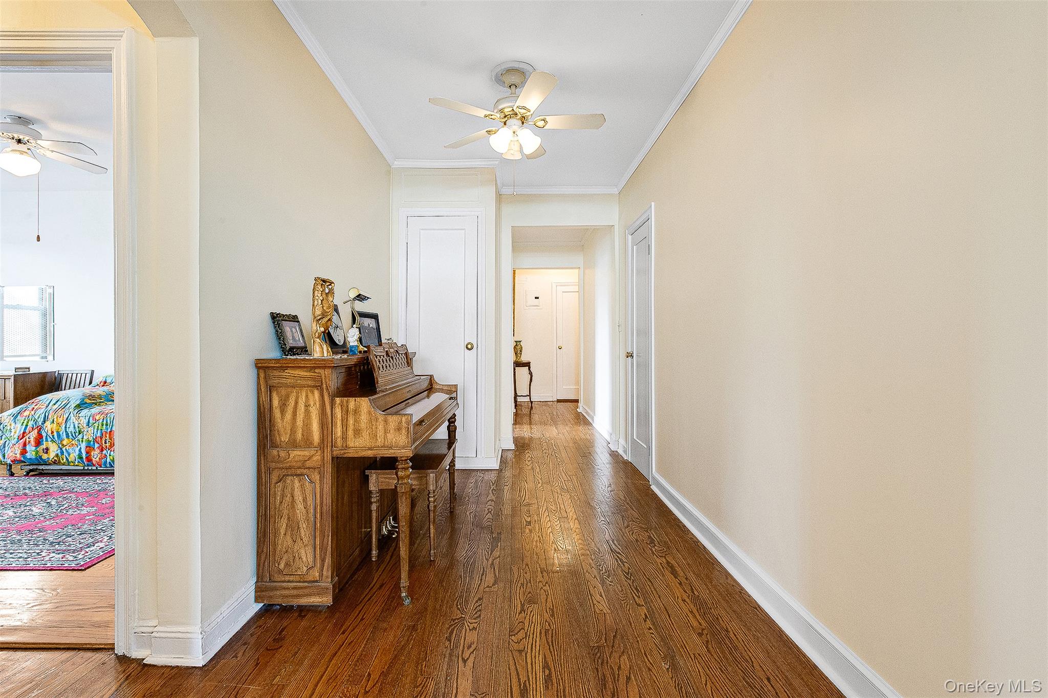 #12 photo, 98-120 Queens Boulevard, Rego Park , NY 11374