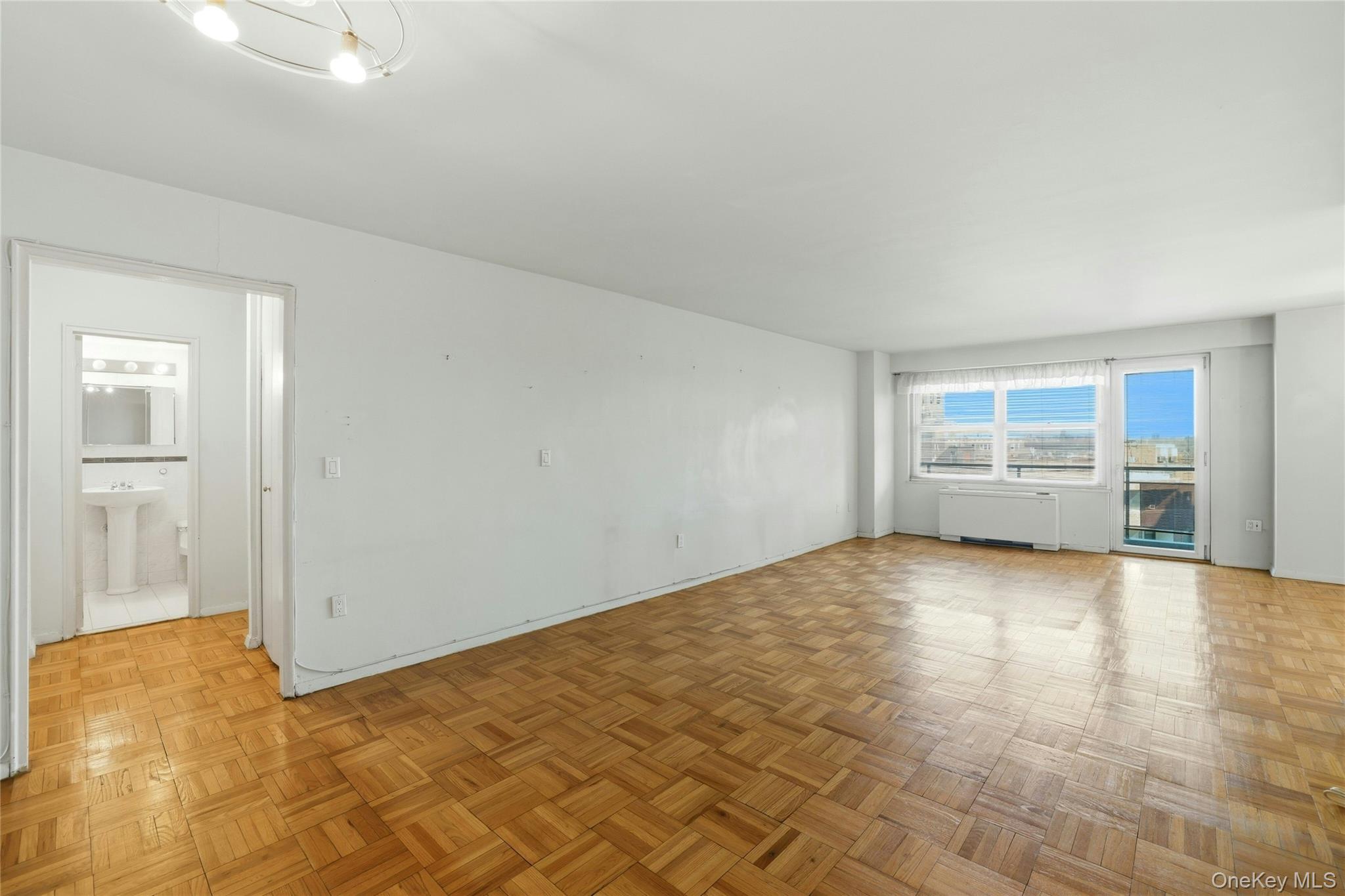 #9 photo, 70-20 108th Street, Forest Hills , NY 11375