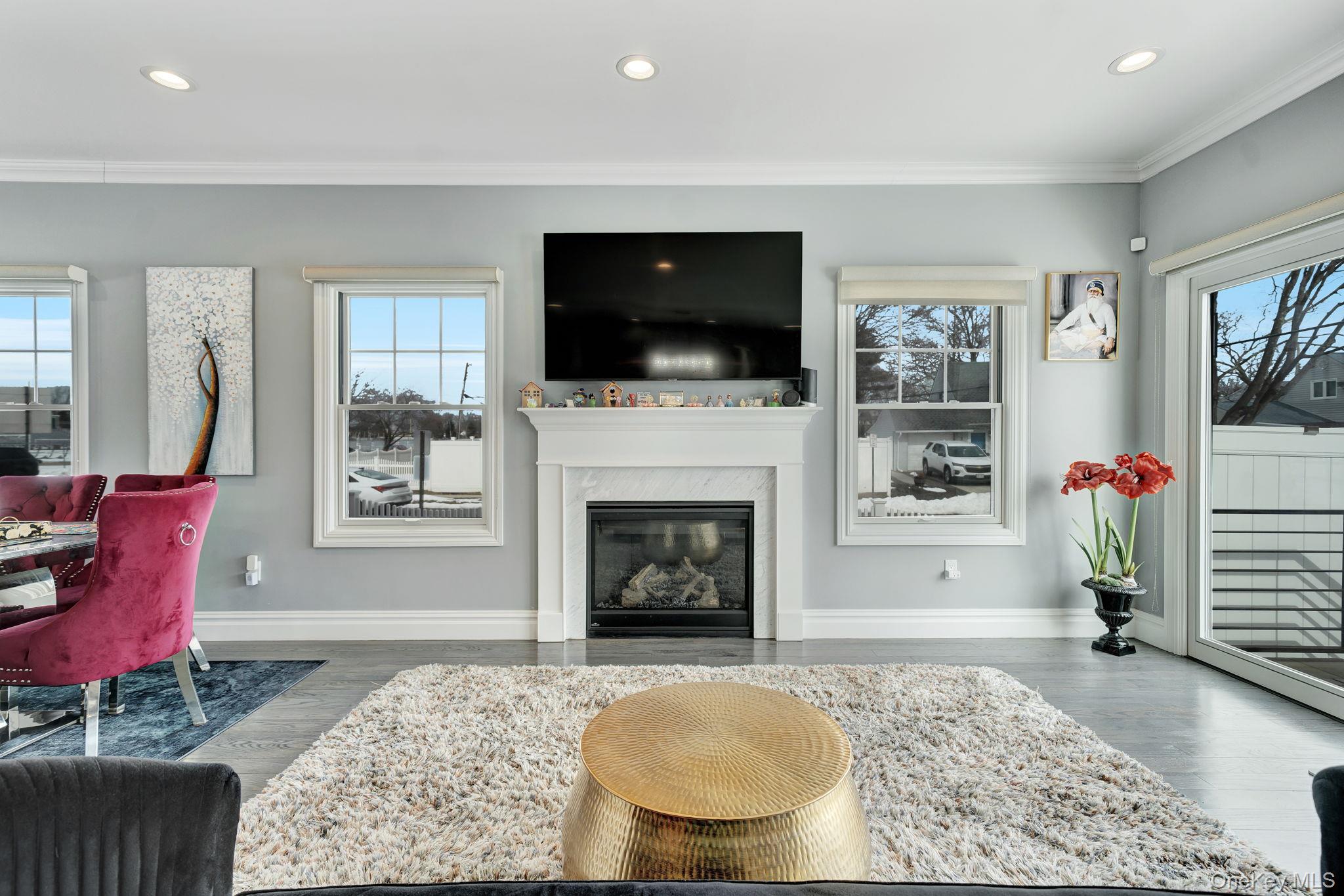 #16 photo, 79 Cherry Lane, מחוז נסאו Hicksville , NY 11801