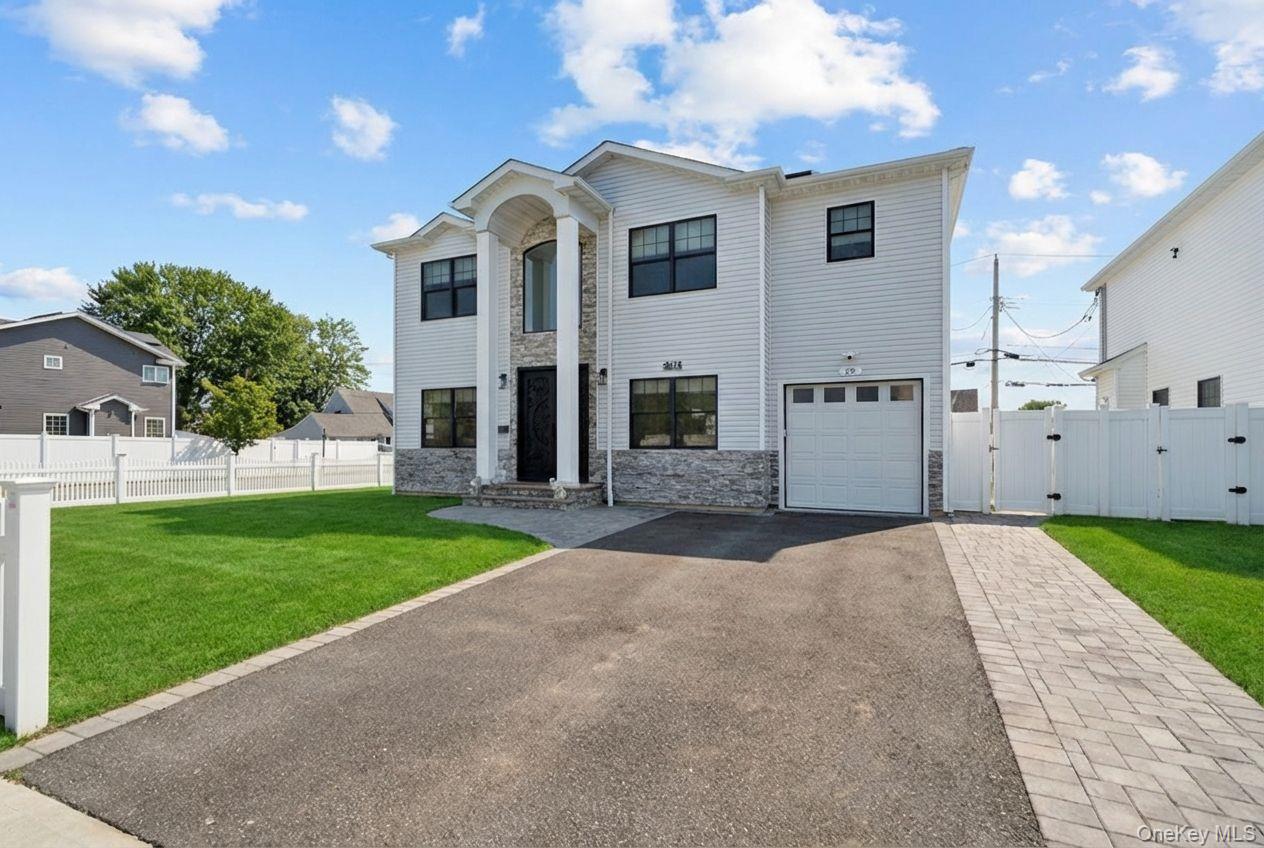 #2 photo, 79 Cherry Lane, מחוז נסאו Hicksville , NY 11801