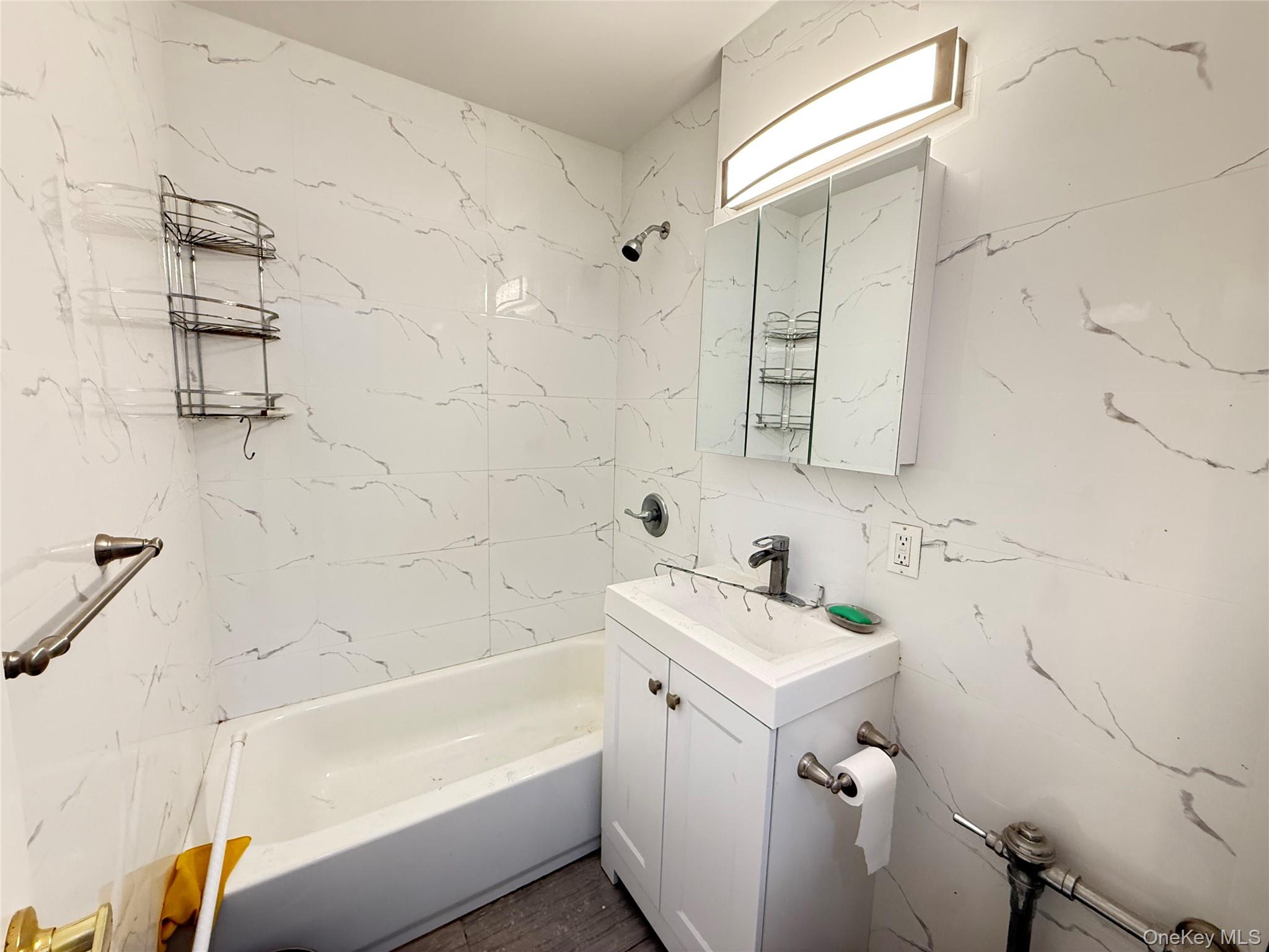 #3 photo, 140-35 Beech Avenue, Flushing , NY 11355