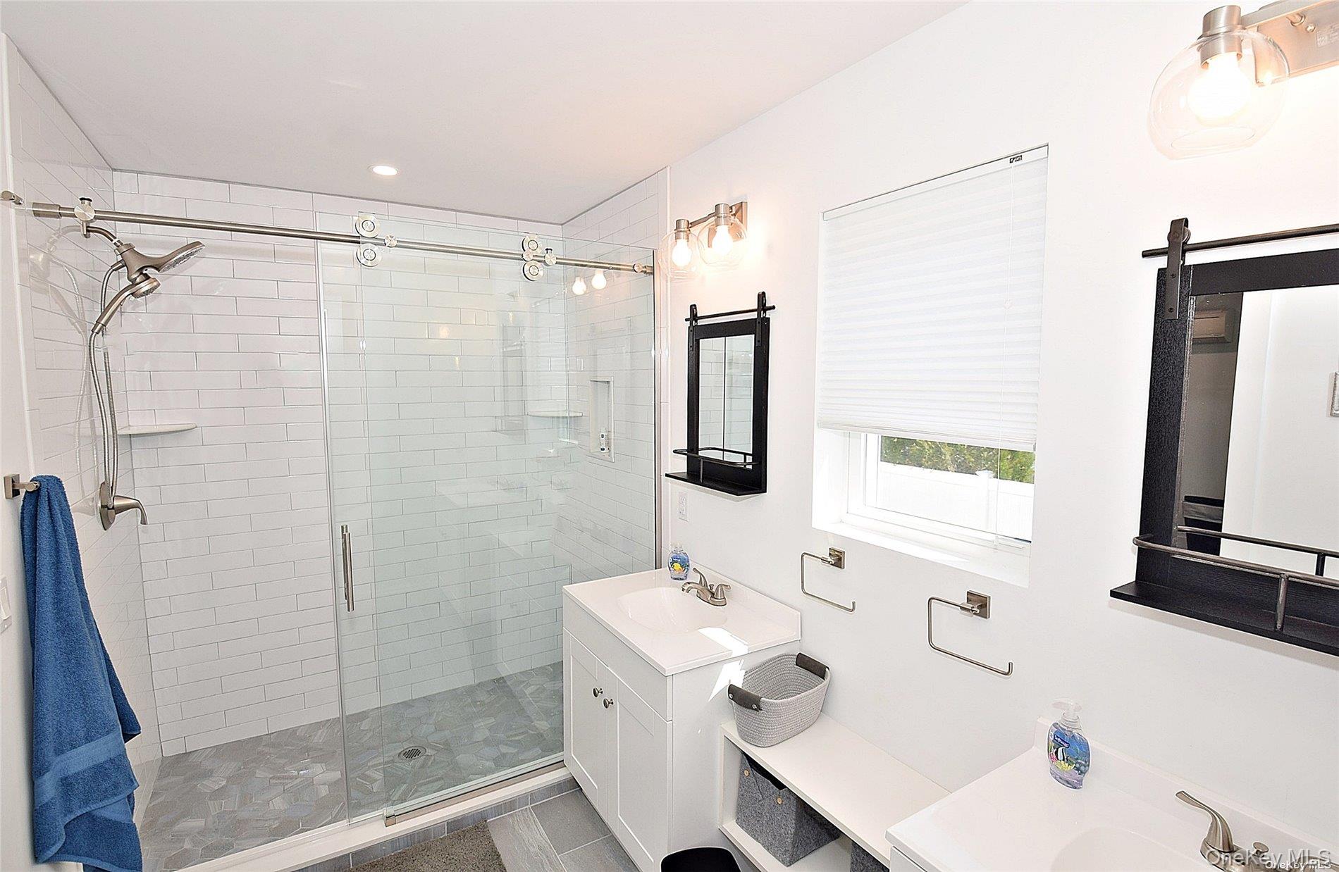 #15 photo, 68 Daytona Street, מחוז נסאו Atlantic Beach , NY 11509