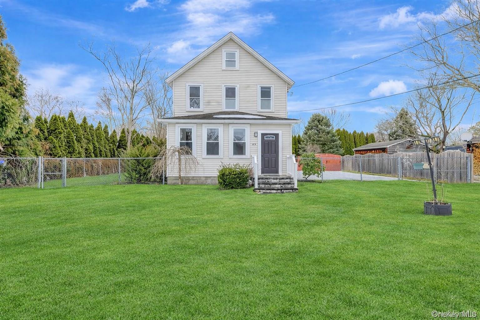 #10 photo, 768 Old Medford Avenue, Medford , NY 11763