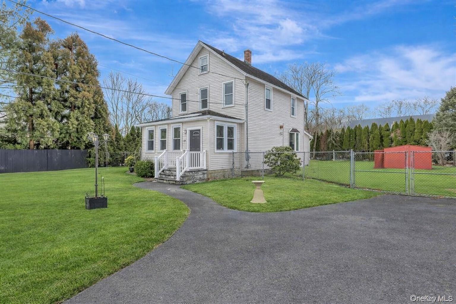 #12 photo, 768 Old Medford Avenue, Medford , NY 11763