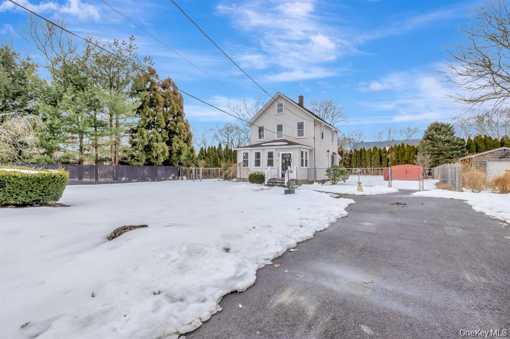 #3 photo, 768 Old Medford Avenue, Medford , NY 11763