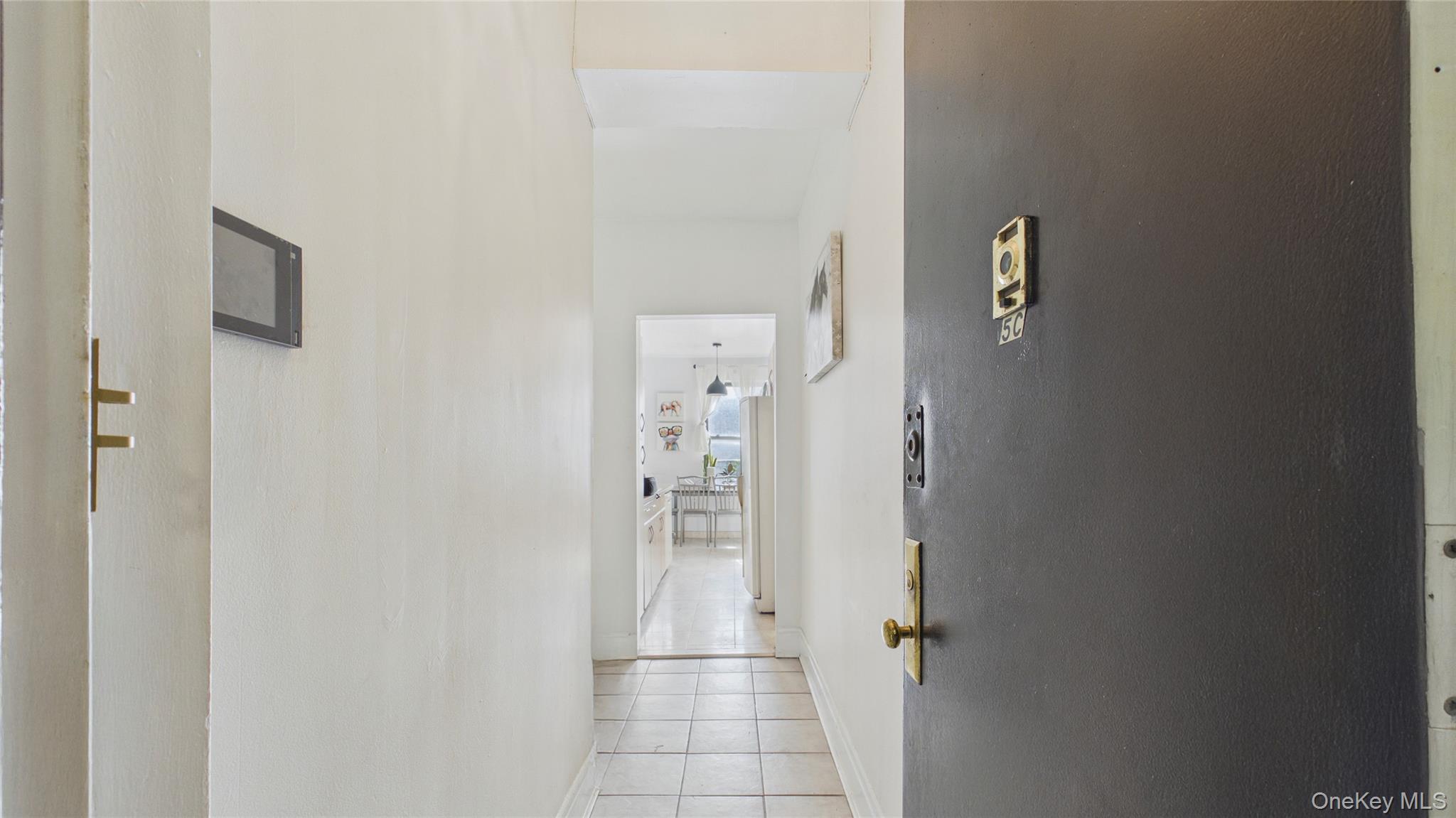 #1 photo, 3564 89th Street, কুইন্‌স Jackson Heights , NY 11372