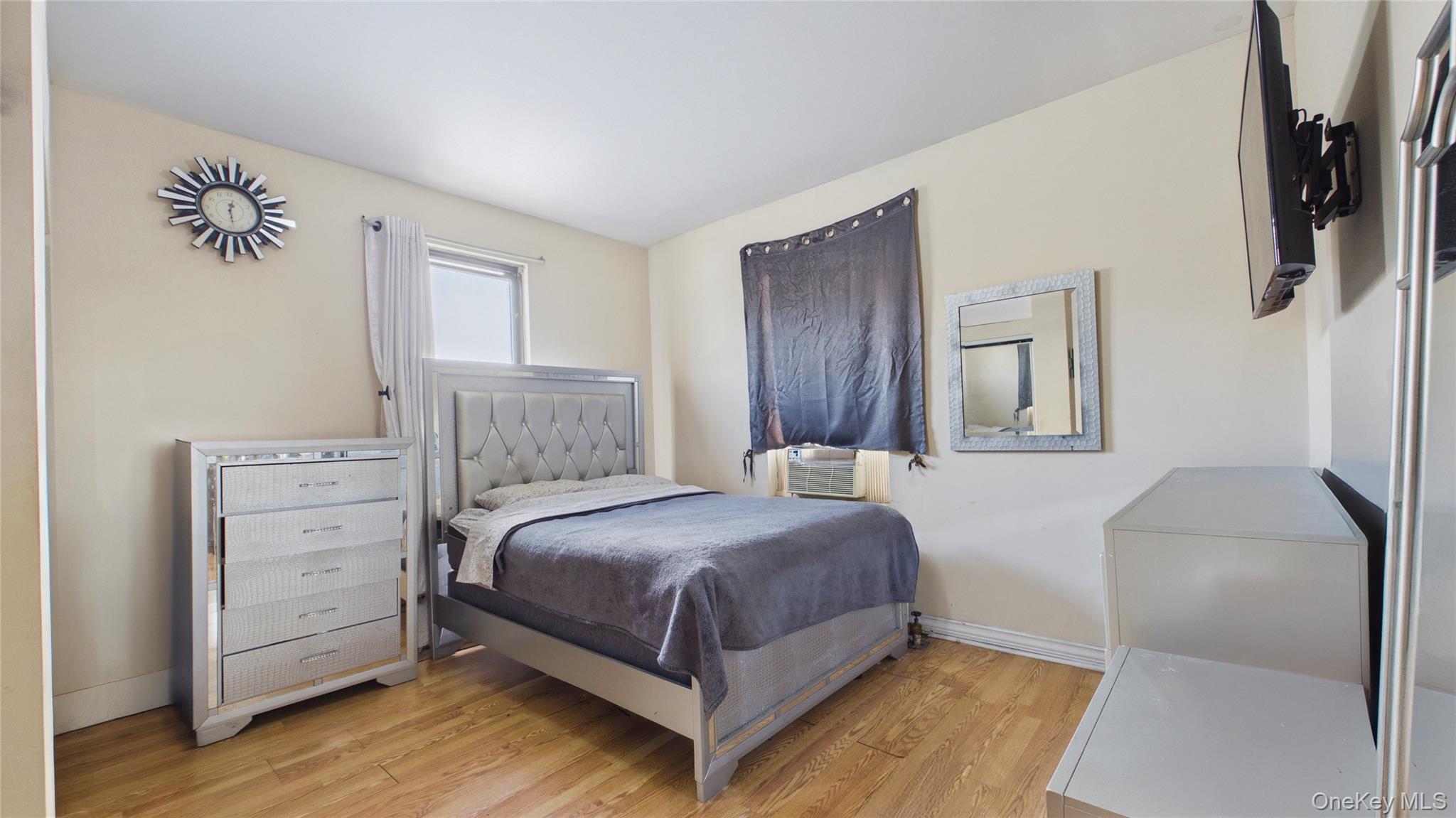 #10 photo, 3564 89th Street, কুইন্‌স Jackson Heights , NY 11372