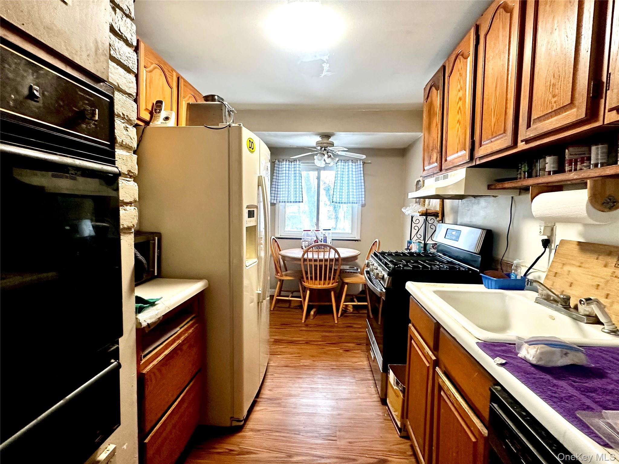 #6 photo, 65 Rock Road, सफ़ोक काउंटी Islip Terrace , NY 11752