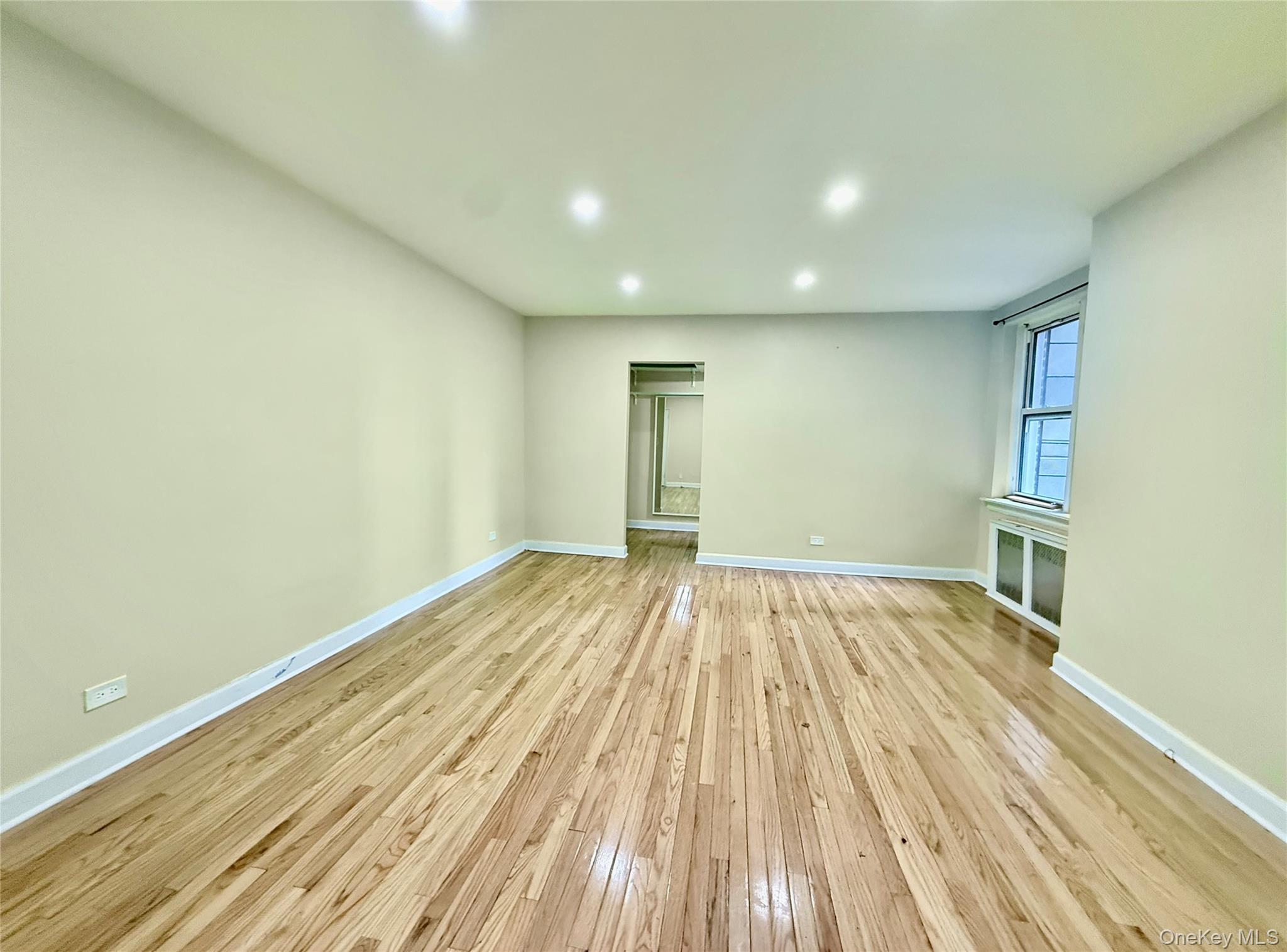 #5 photo, 144-35 Sanford Avenue, Flushing , NY 11355