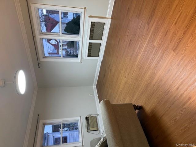 #10 photo, 915 N 7th Street, מחוז נסאו North New Hyde Park , NY 11040