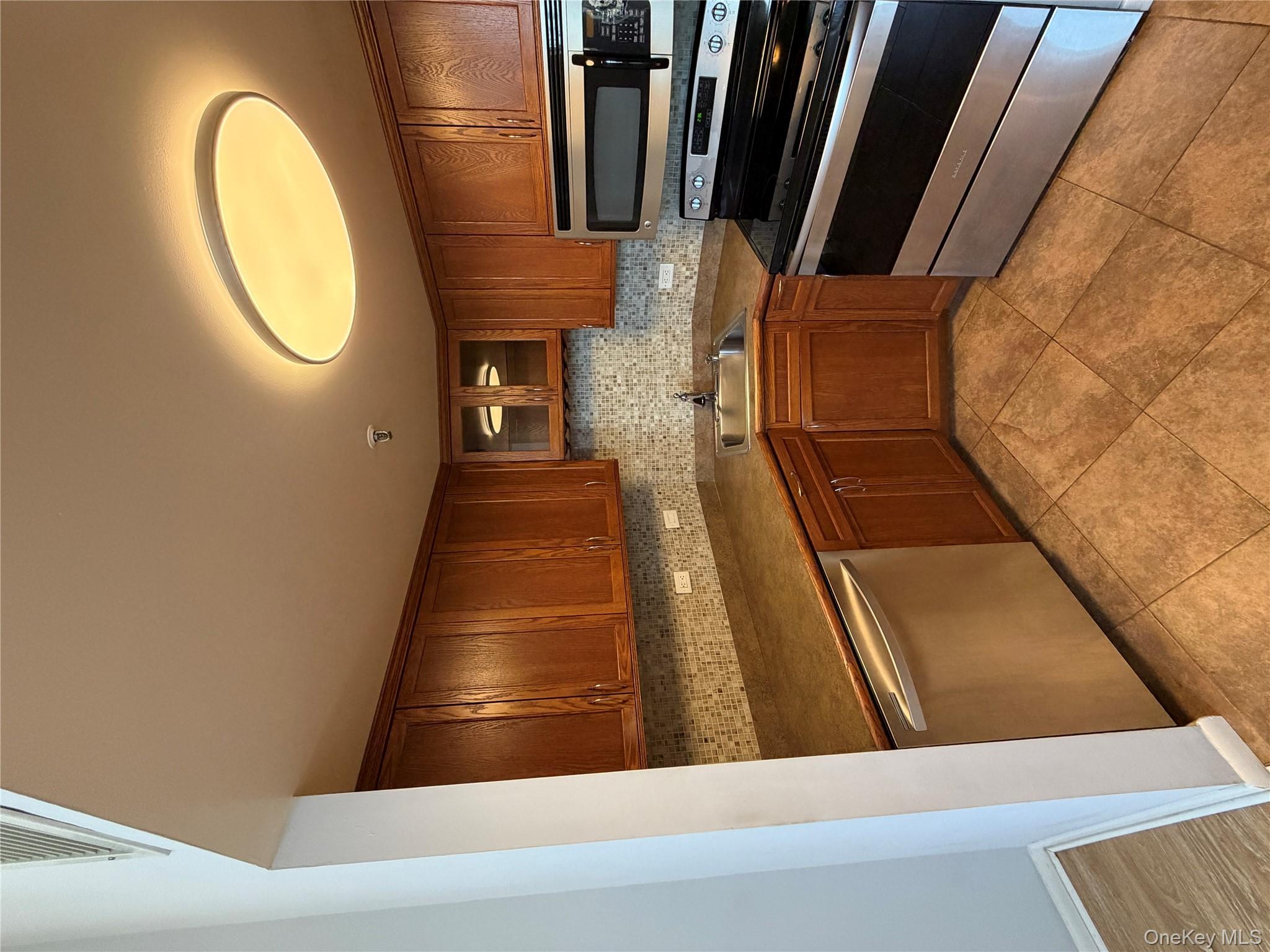 #2 photo, 55 McKinley Avenue, 뉴욕주 White Plains , NY 10606