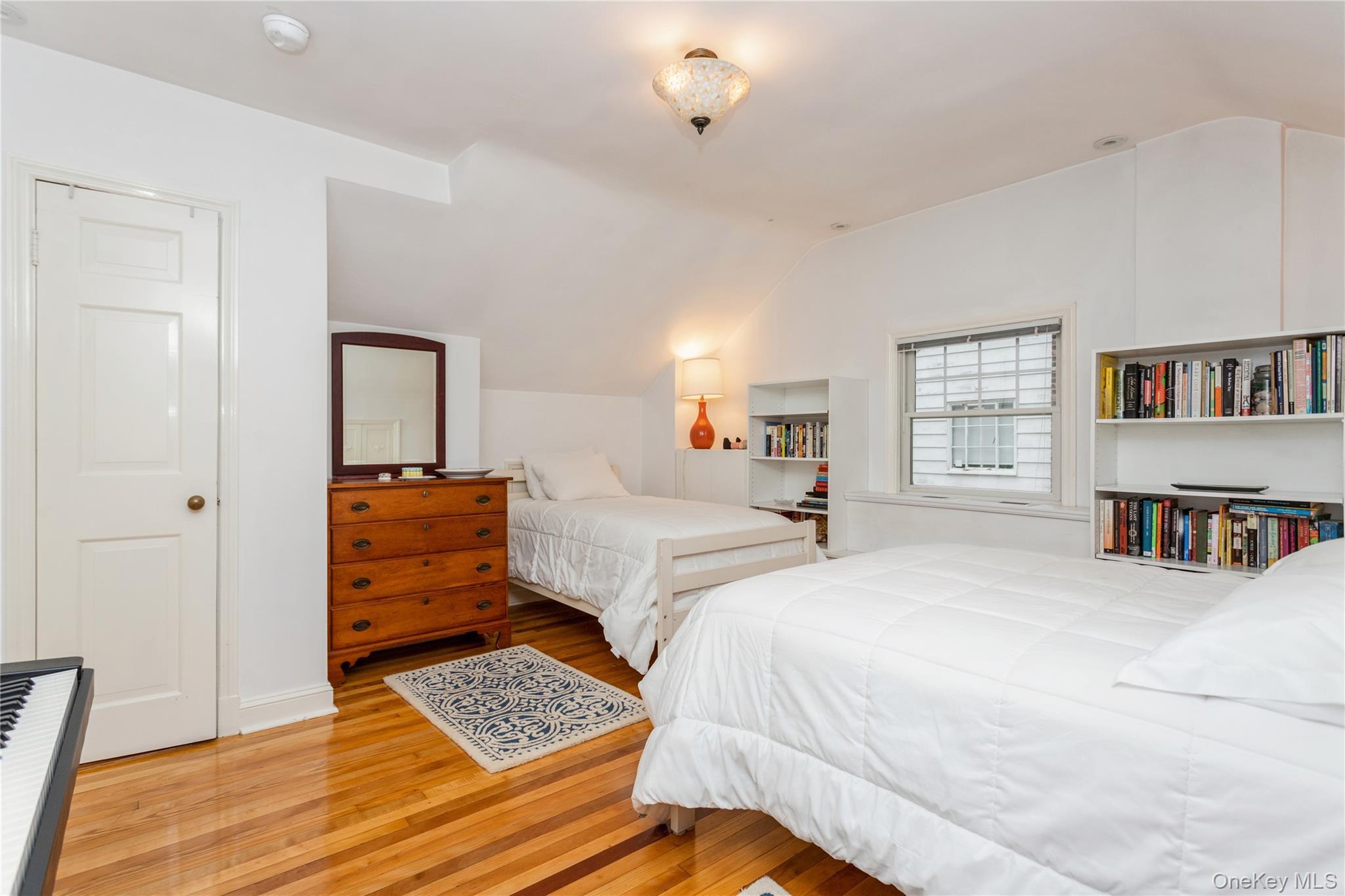 #15 photo, 9 Holland Place, Hartsdale , NY 10530