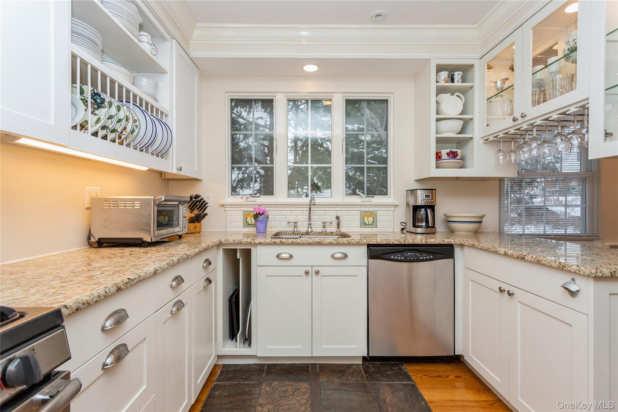 #7 photo, 9 Holland Place, Hartsdale , NY 10530