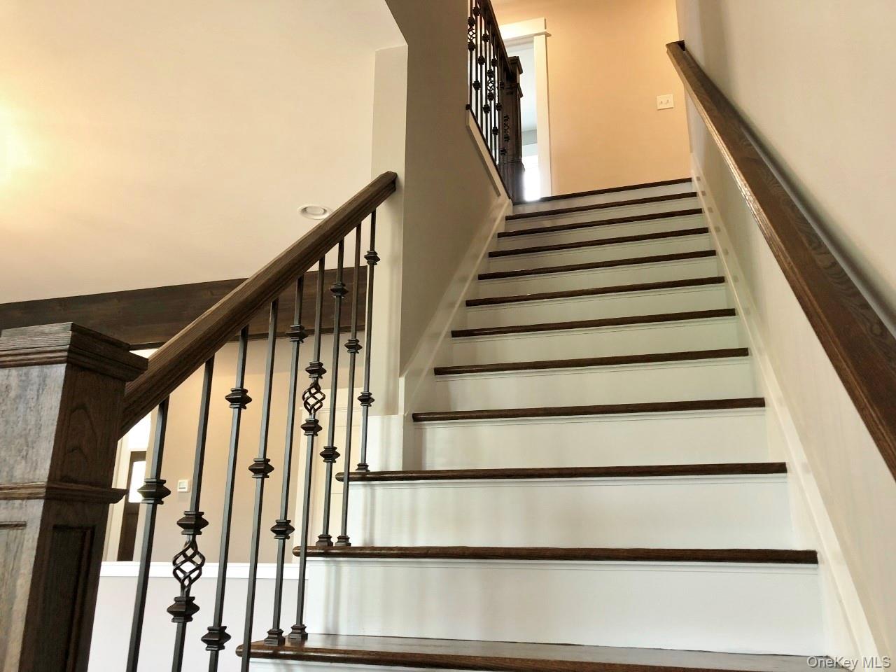 #14 photo, 18 Sunset Lane, New Hampton , NY 10958