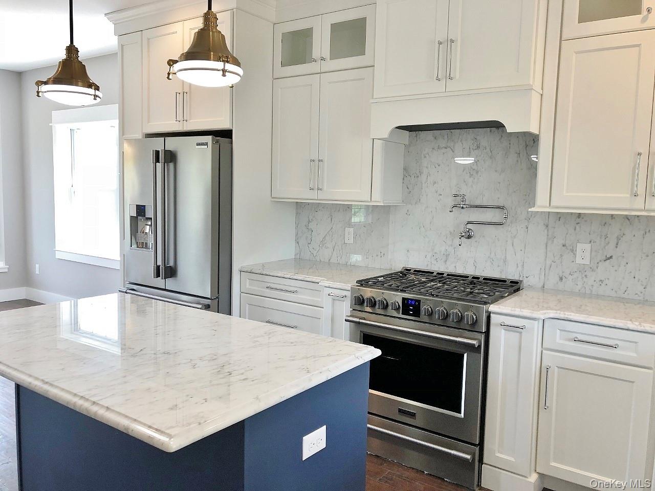 #19 photo, 18 Sunset Lane, New Hampton , NY 10958