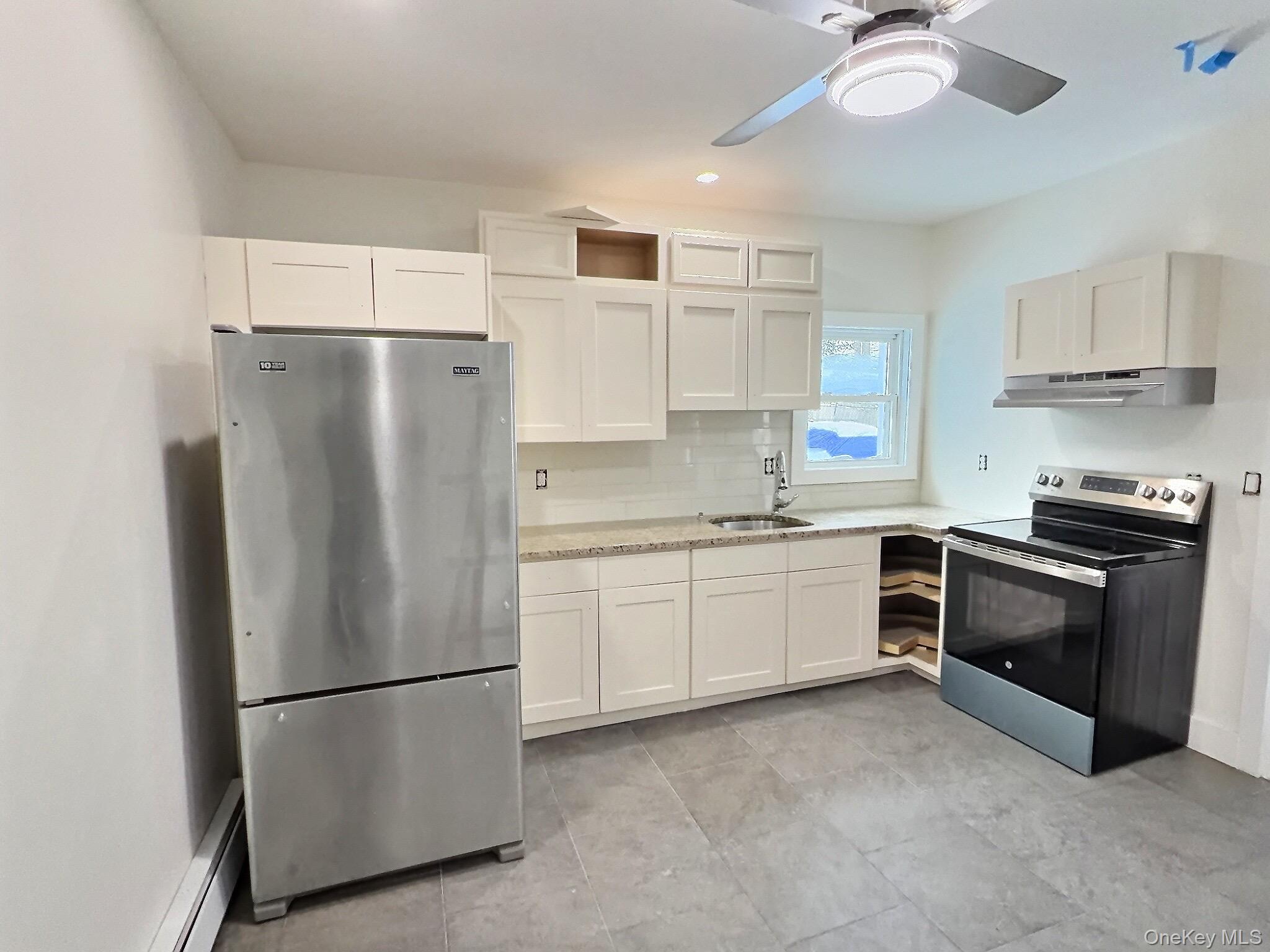 #1 photo, 155 N Clinton Street, 뉴욕주 Poughkeepsie , NY 12601