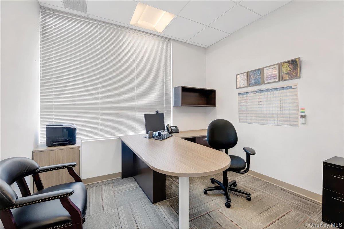 #16 photo, 1981 Central Park Avenue, Yonkers , NY 10710