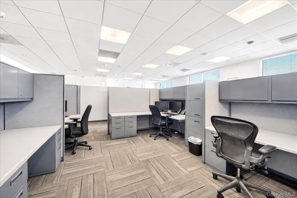 #7 photo, 1981 Central Park Avenue, Yonkers , NY 10710