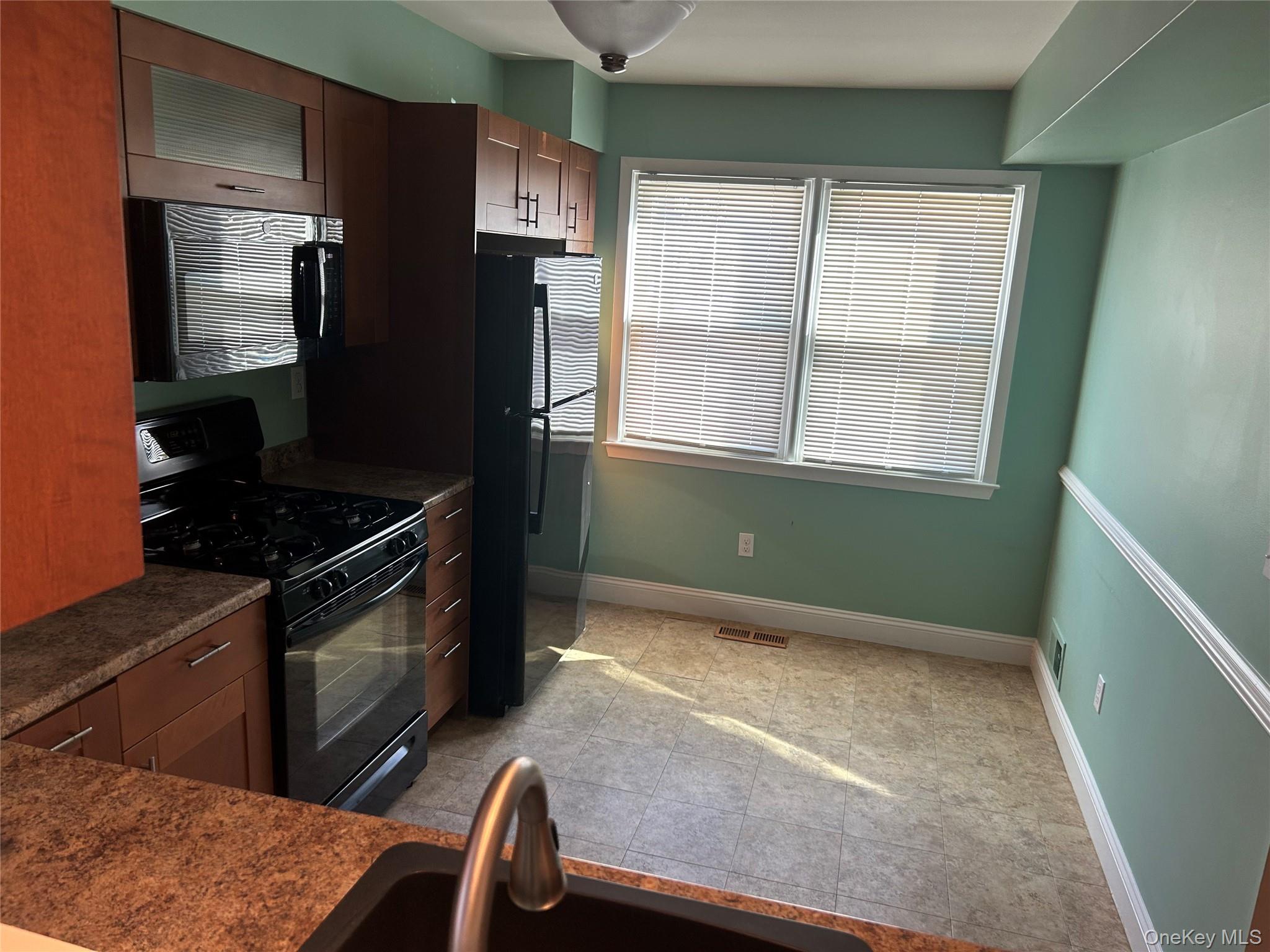 #17 photo, 135 West Nyack Road, Nanuet , NY 10954