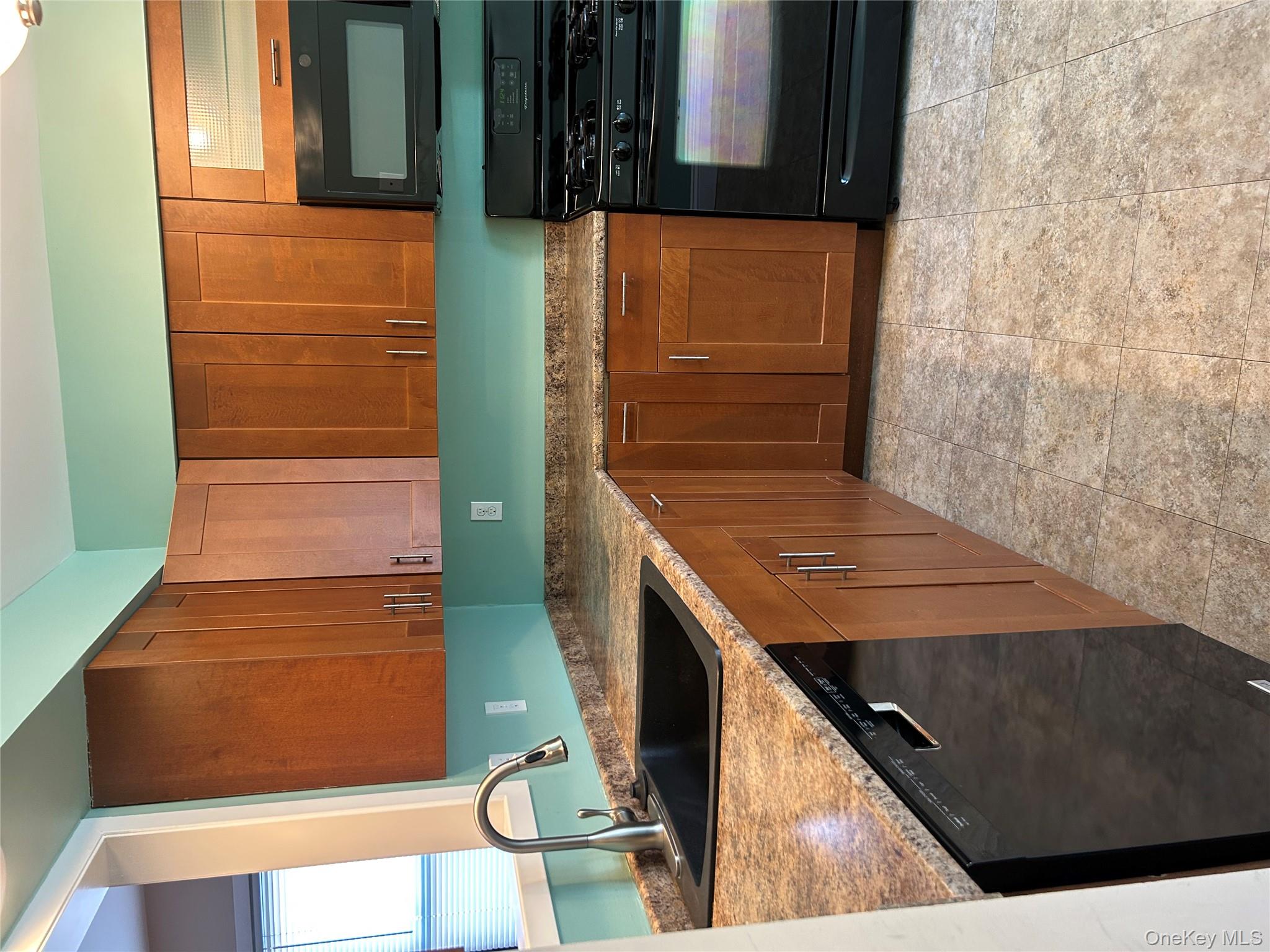 #4 photo, 135 West Nyack Road, Nanuet , NY 10954