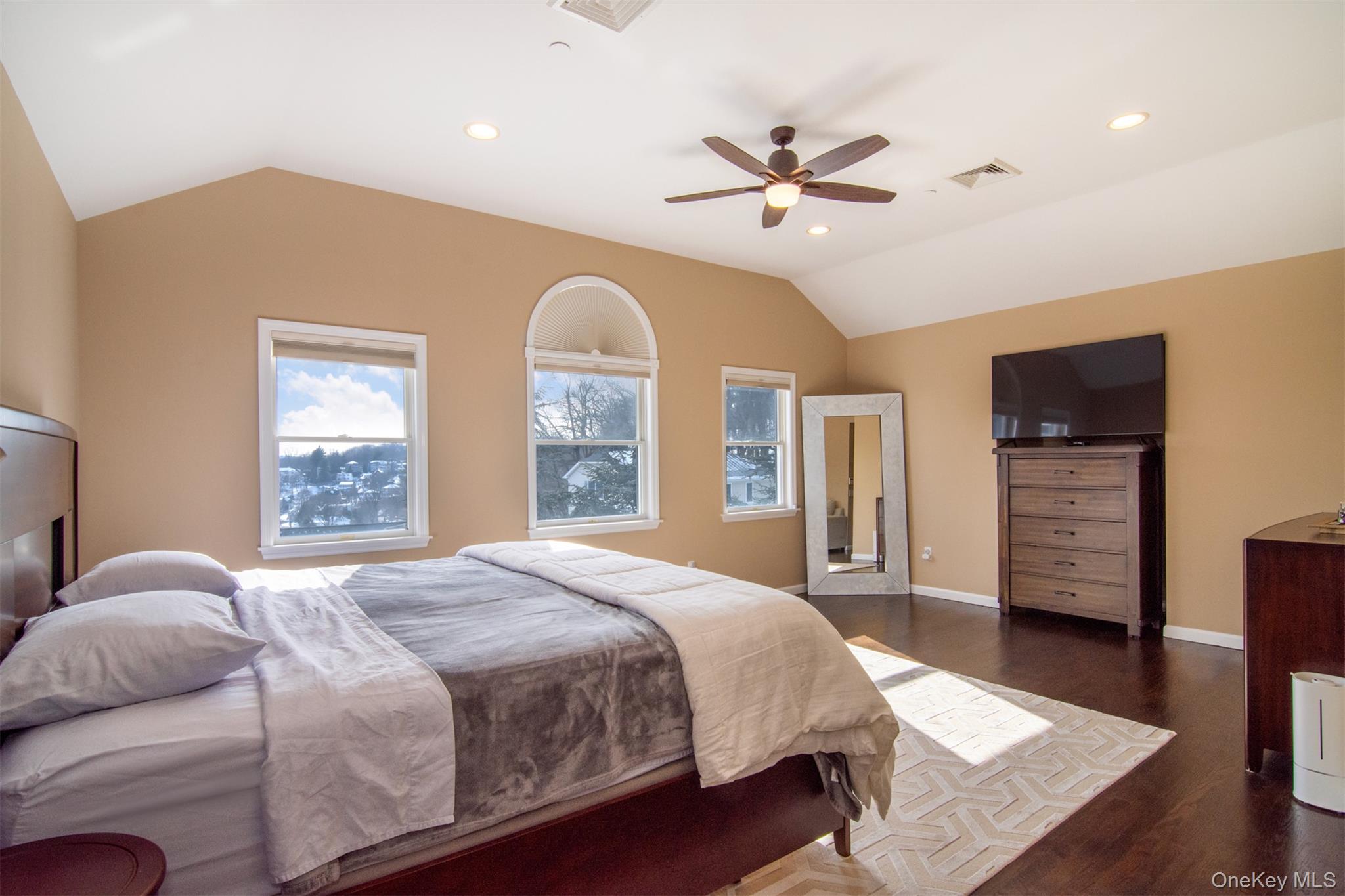 #18 photo, 22 Lewis Avenue, Dobbs Ferry , NY 10522