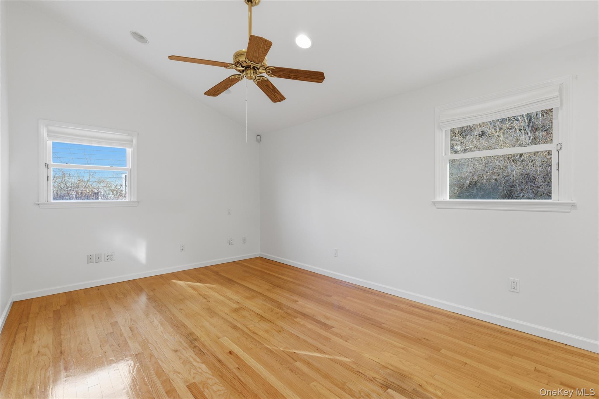 #13 photo, 20 N Washington Avenue, White Plains , NY 10603