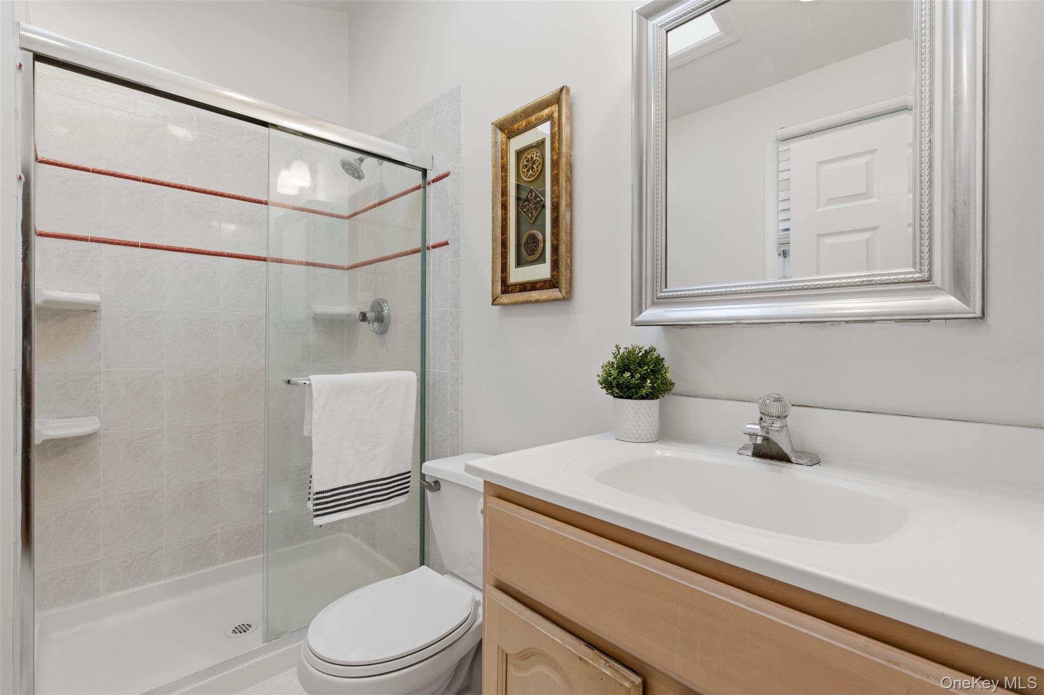 #14 photo, 20 N Washington Avenue, White Plains , NY 10603