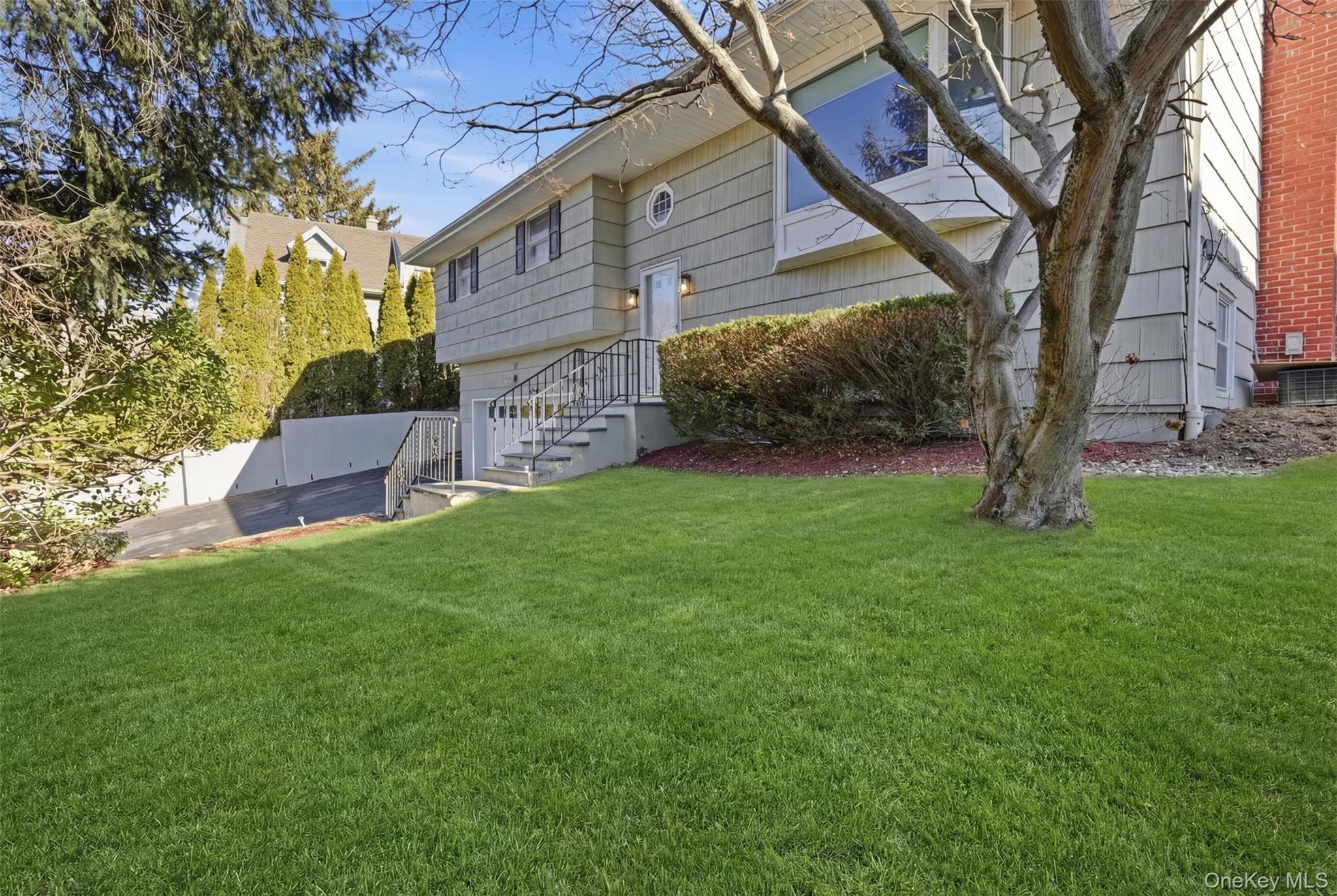 #2 photo, 20 N Washington Avenue, White Plains , NY 10603