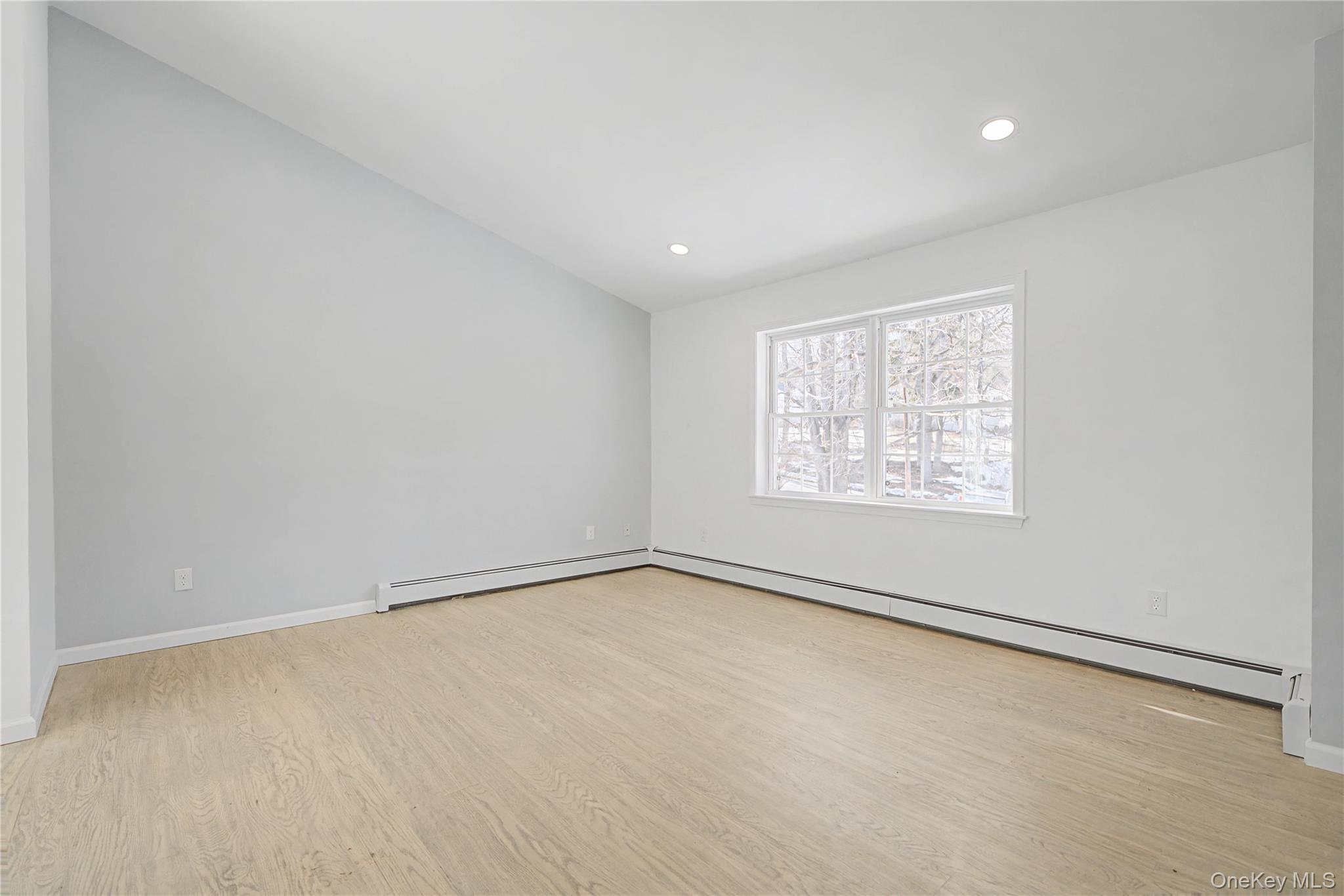 #7 photo, 25 Clinton Street, Middletown , NY 10940