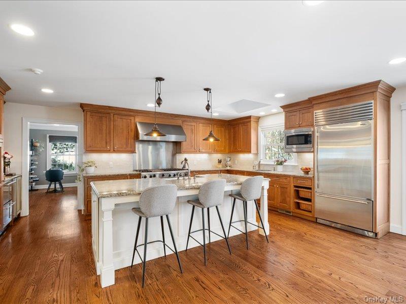 #11 photo, 79 Greenacres Avenue, Scarsdale , NY 10583