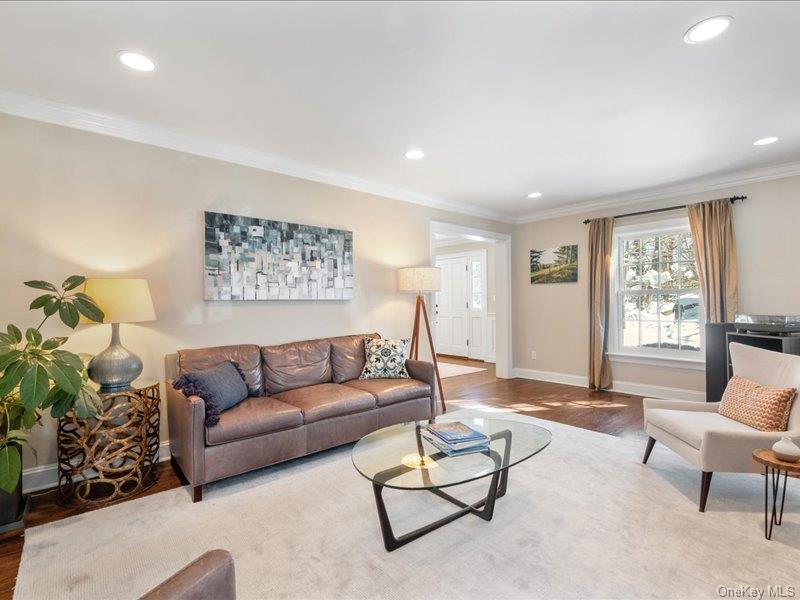 #4 photo, 79 Greenacres Avenue, Scarsdale , NY 10583