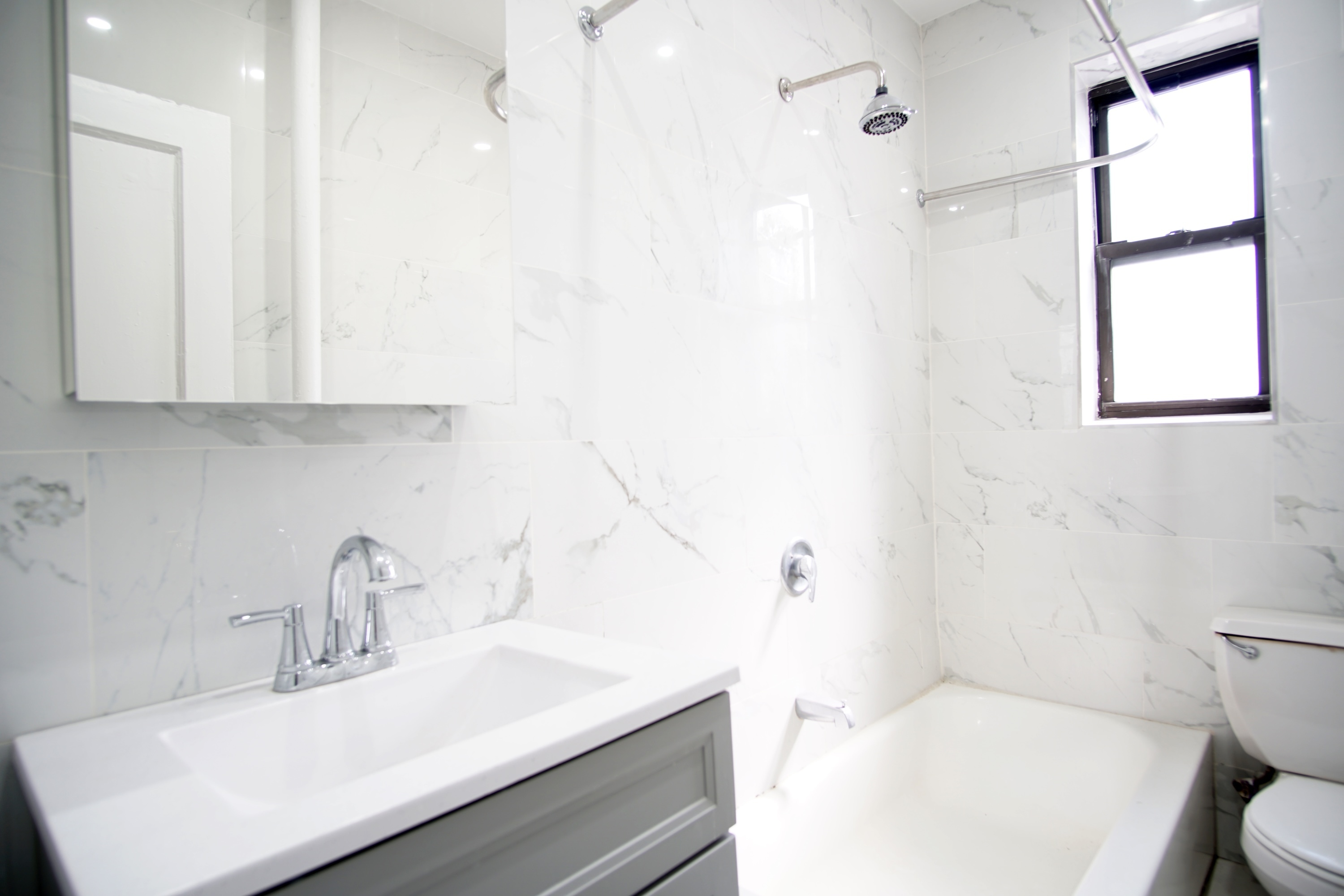 #7 photo, 779 Riverside Drive, Манхэттен ‖ Washington Heights , NY 10032