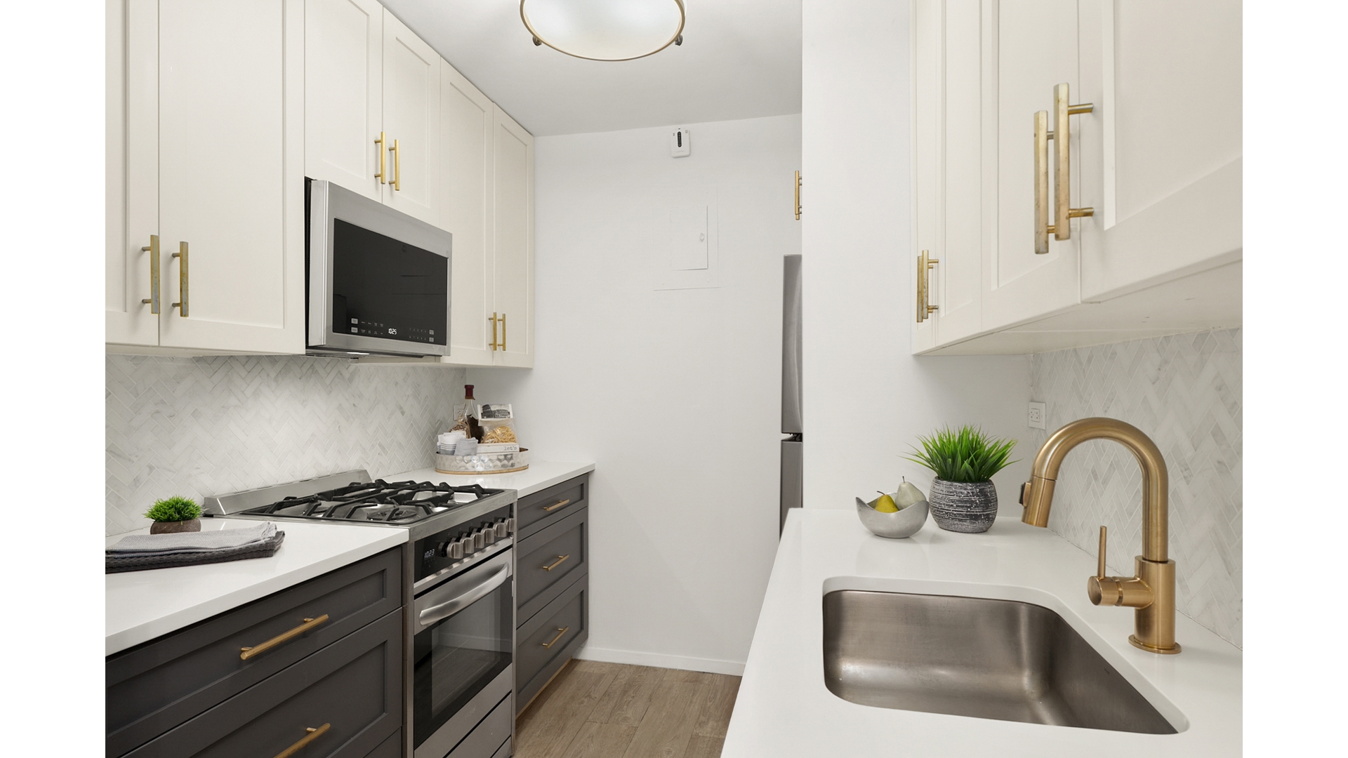 #4 photo, 16 W 16TH Street, מנהטן Flatiron , NY 10011