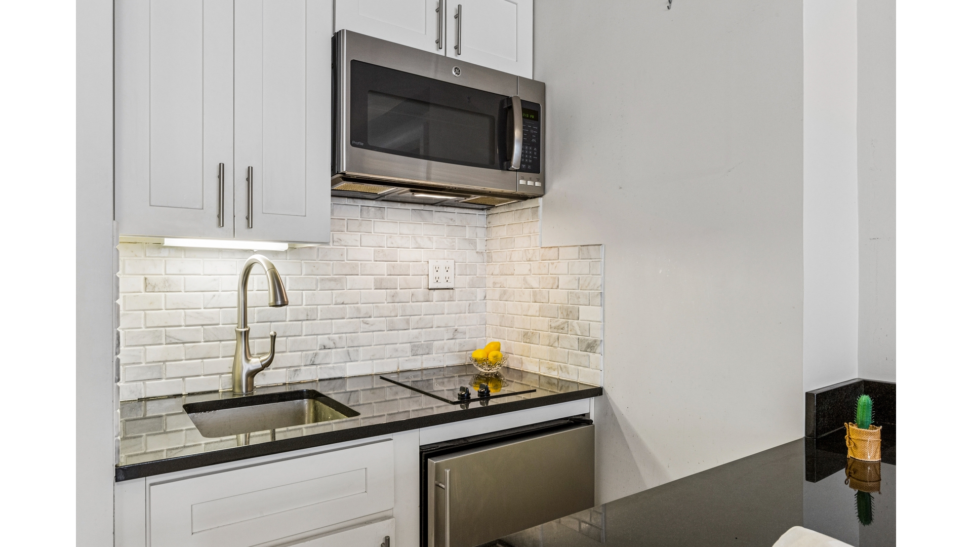 #5 photo, 320 E 42ND Street, מנהטן Murray Hill , NY 10017