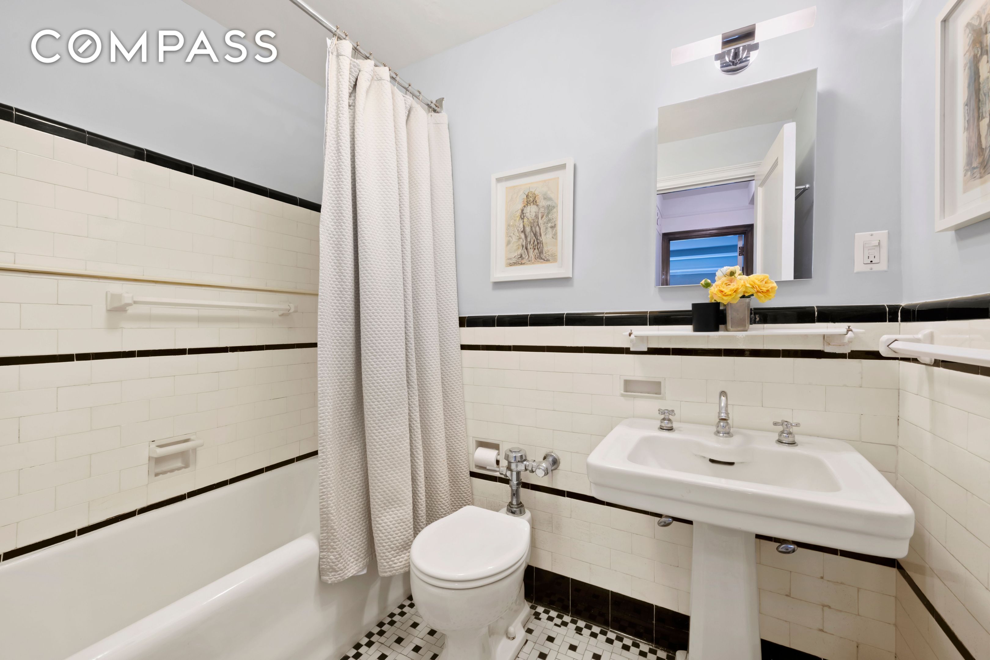 #11 photo, 320 Central Park W, मैनहटन Upper West Side , NY 10025