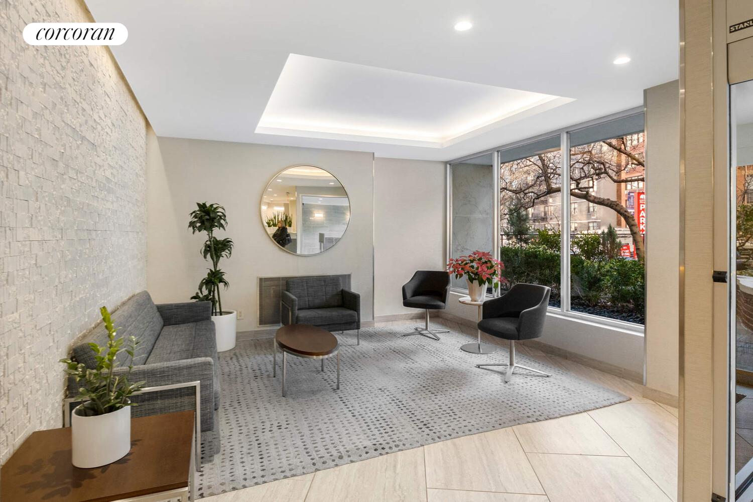 #3 photo, 225 E 36TH Street, מנהטן Murray Hill , NY 10016