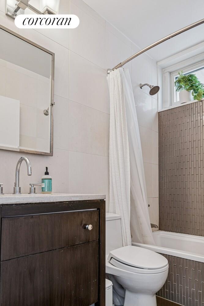 #6 photo, 212 E 47TH Street, मैनहटन Turtle Bay , NY 10017