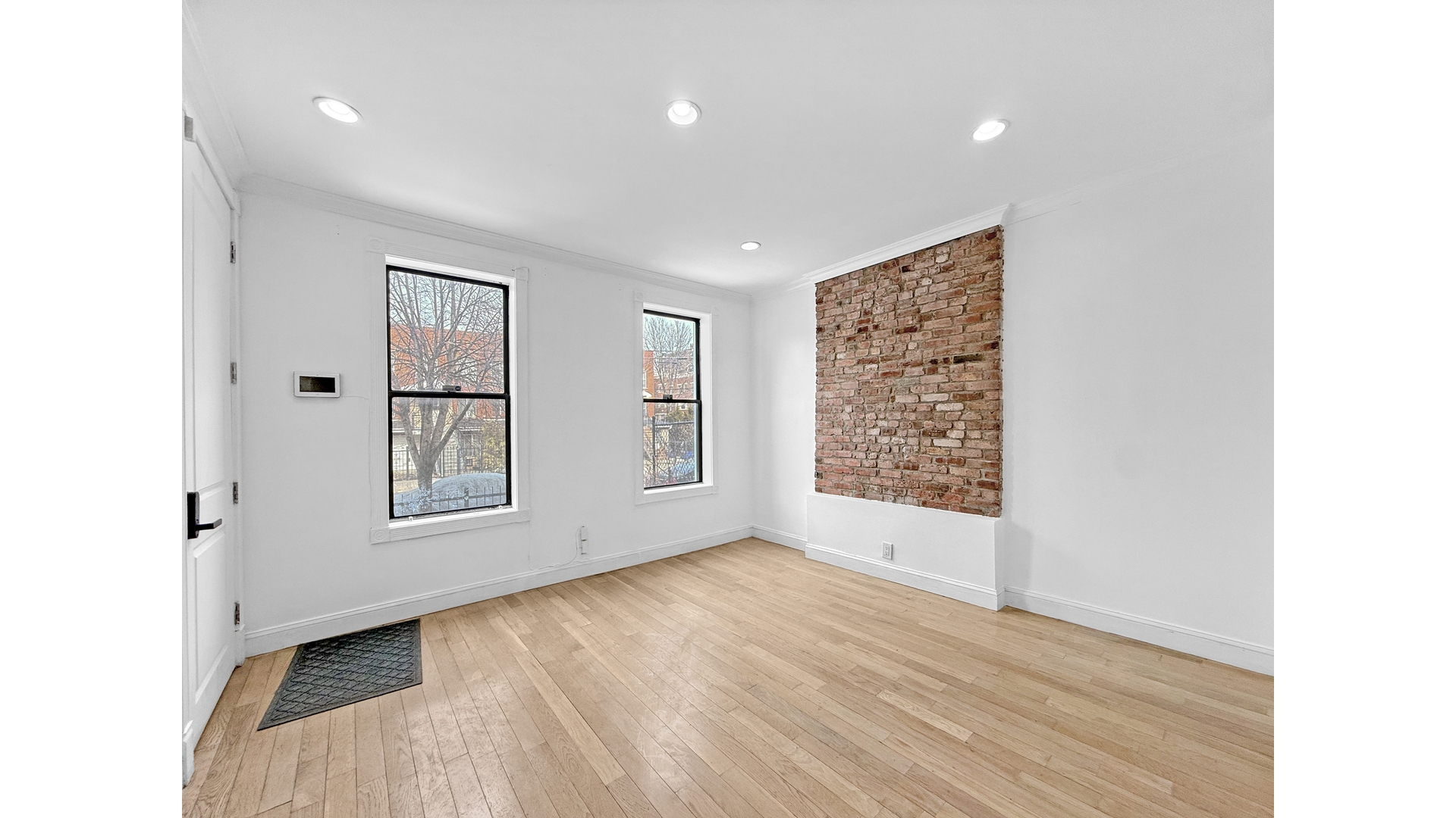 #9 photo, 1592 ST MARKS Avenue, הברונקס Crown Heights , NY 11233